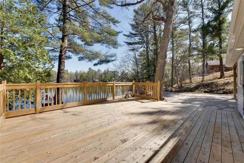 7847 Oakridge Drive Property Photo 6