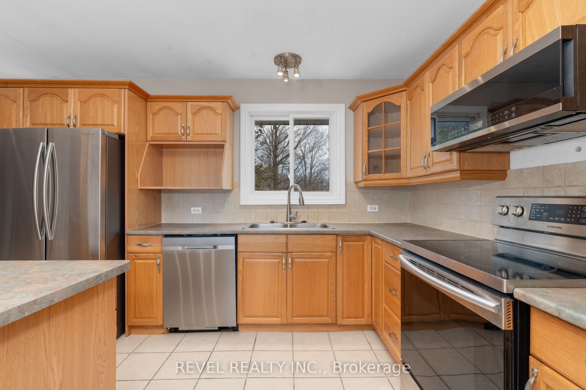 23 Greengables Drive Property Photo 9