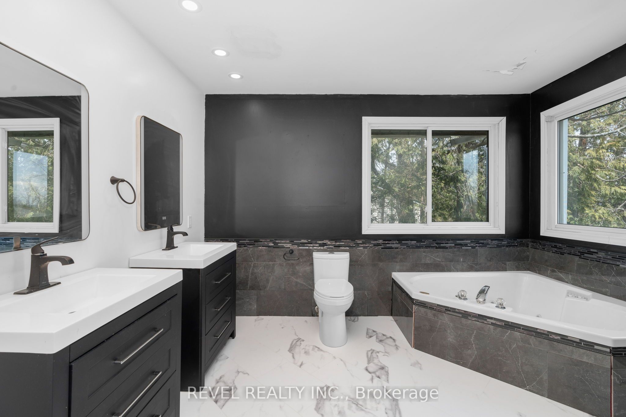 23 Greengables Drive Property Photo 20