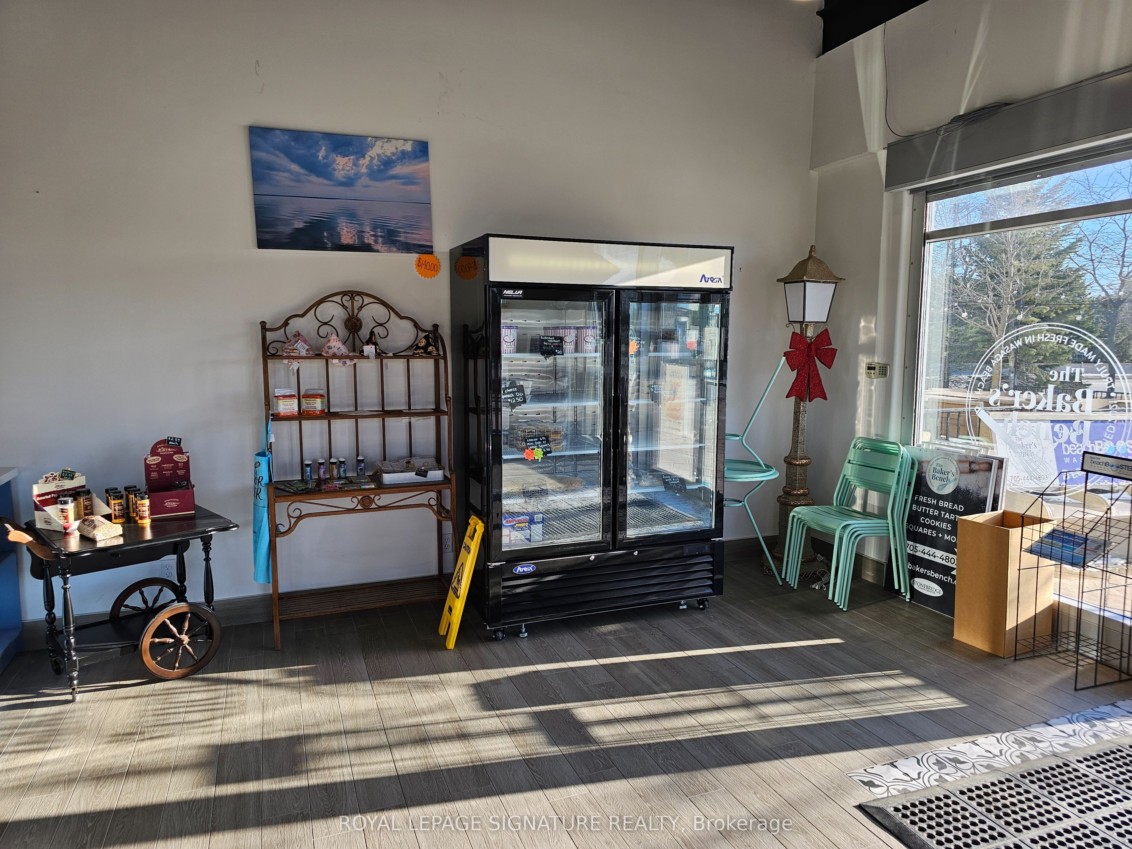 #f1 - 321 Main Street Property Photo 6