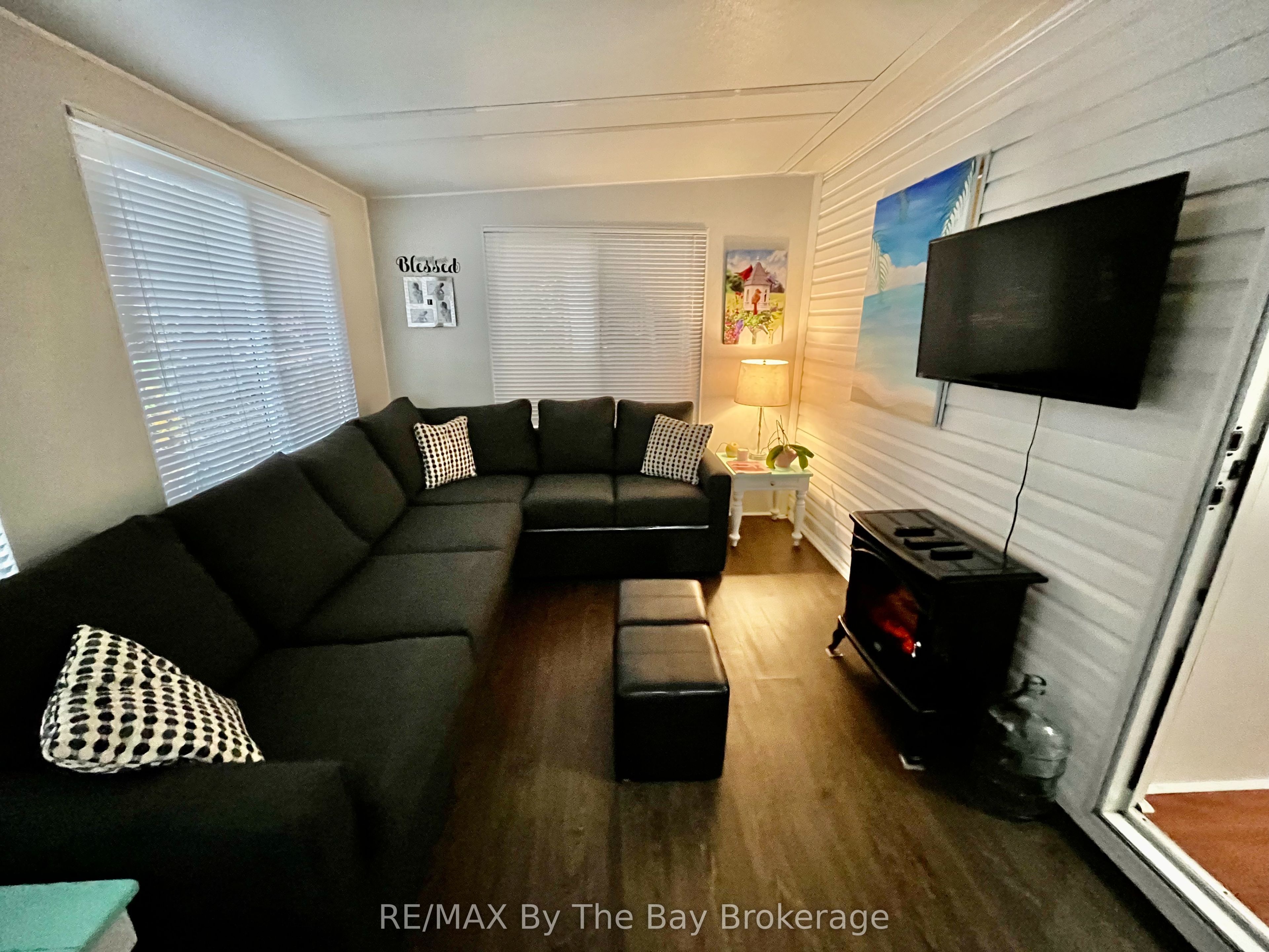 85 Theme Park Drive 68 Property Photo 16