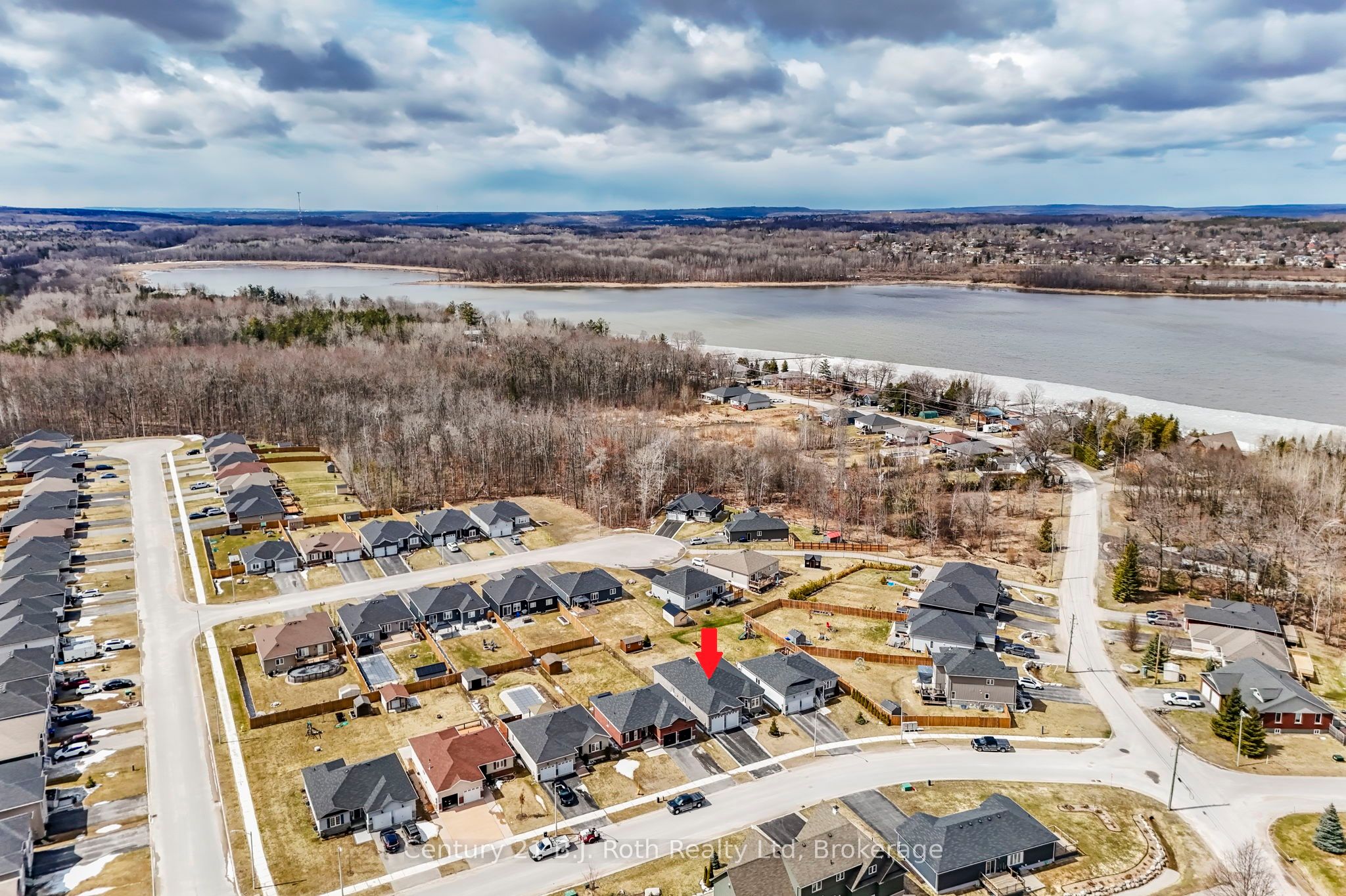 4 Charlie Rawson Boulevard Property Photo 2