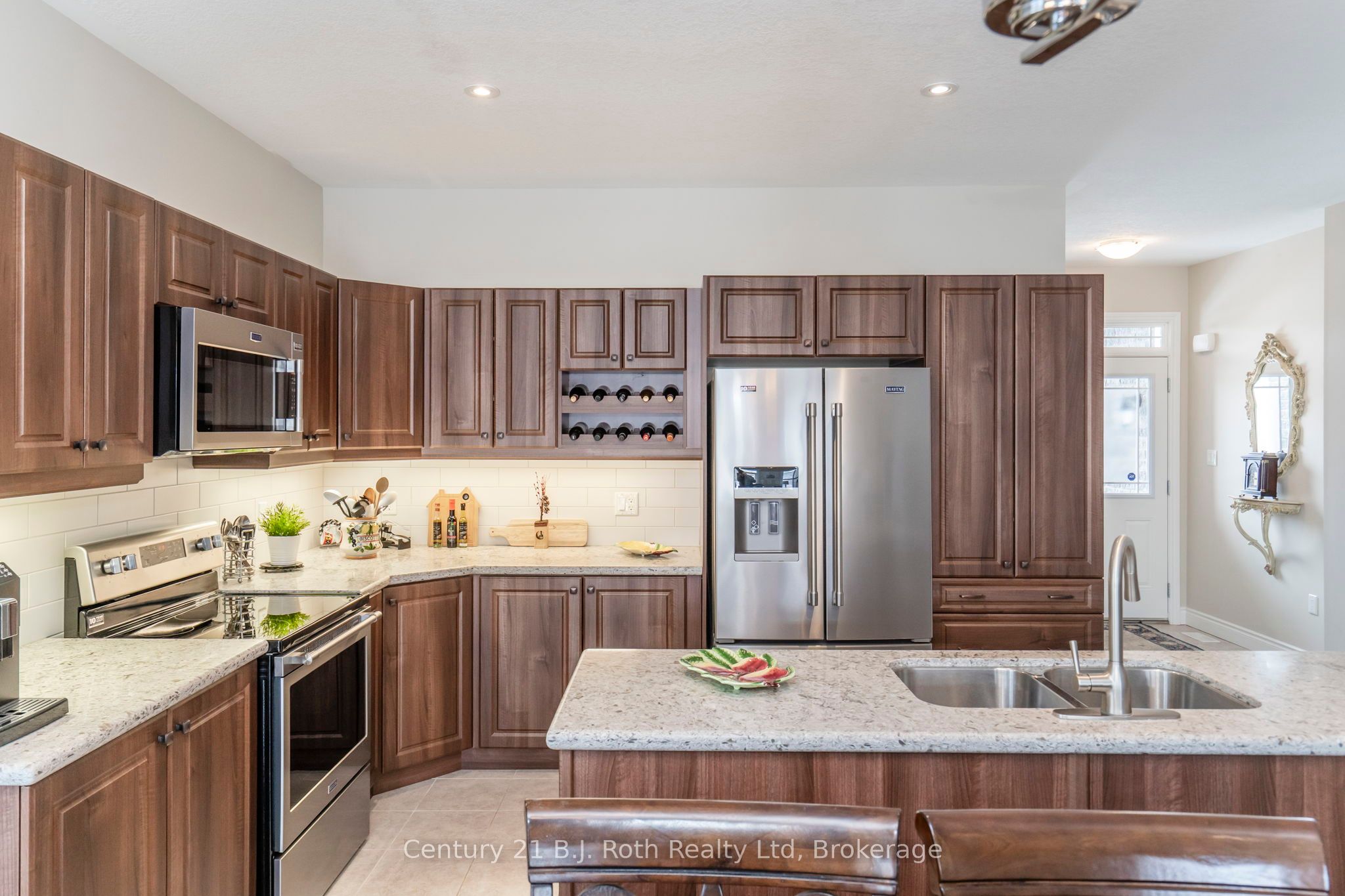 4 Charlie Rawson Boulevard Property Photo 7