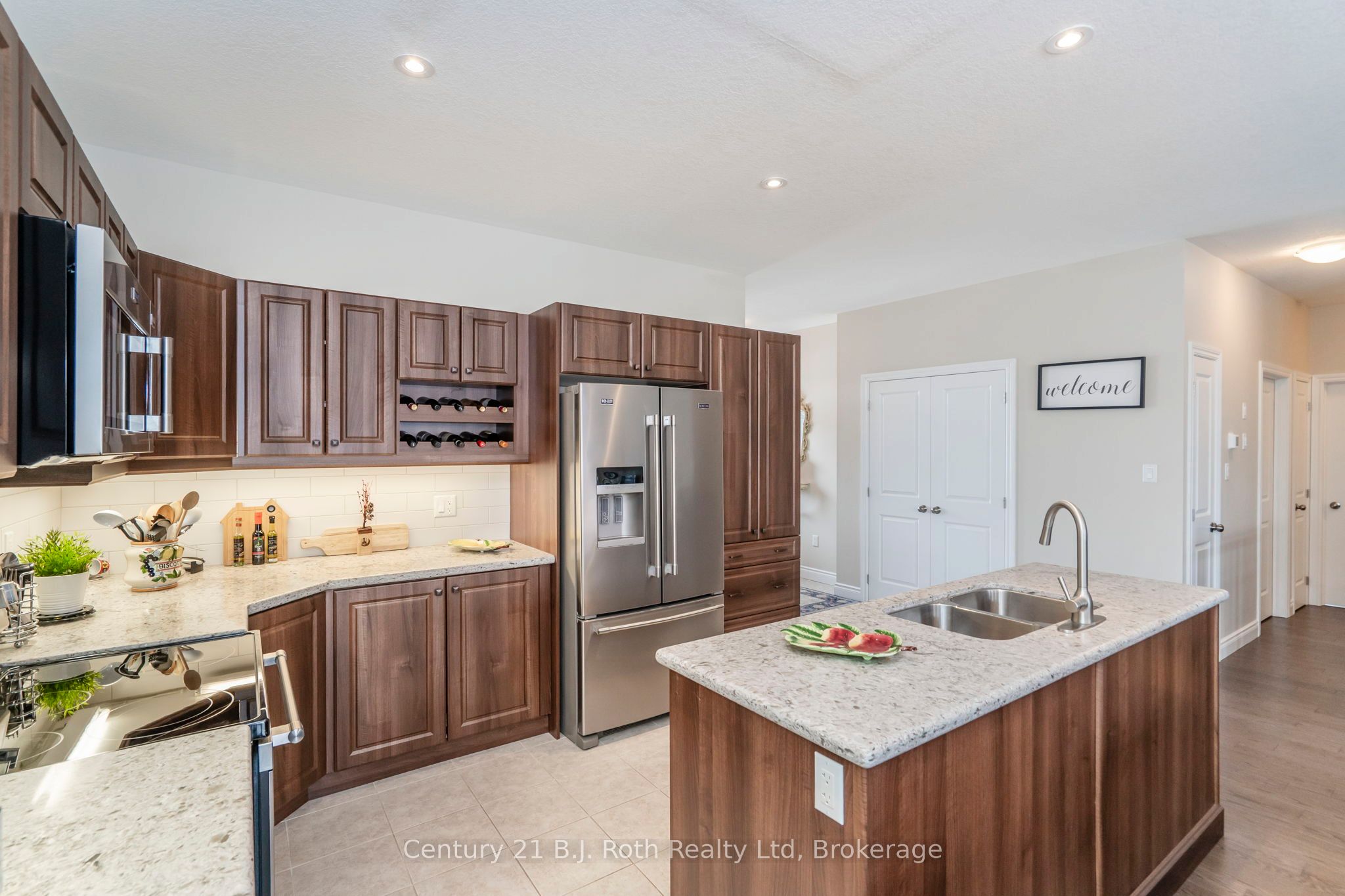 4 Charlie Rawson Boulevard Property Photo 8