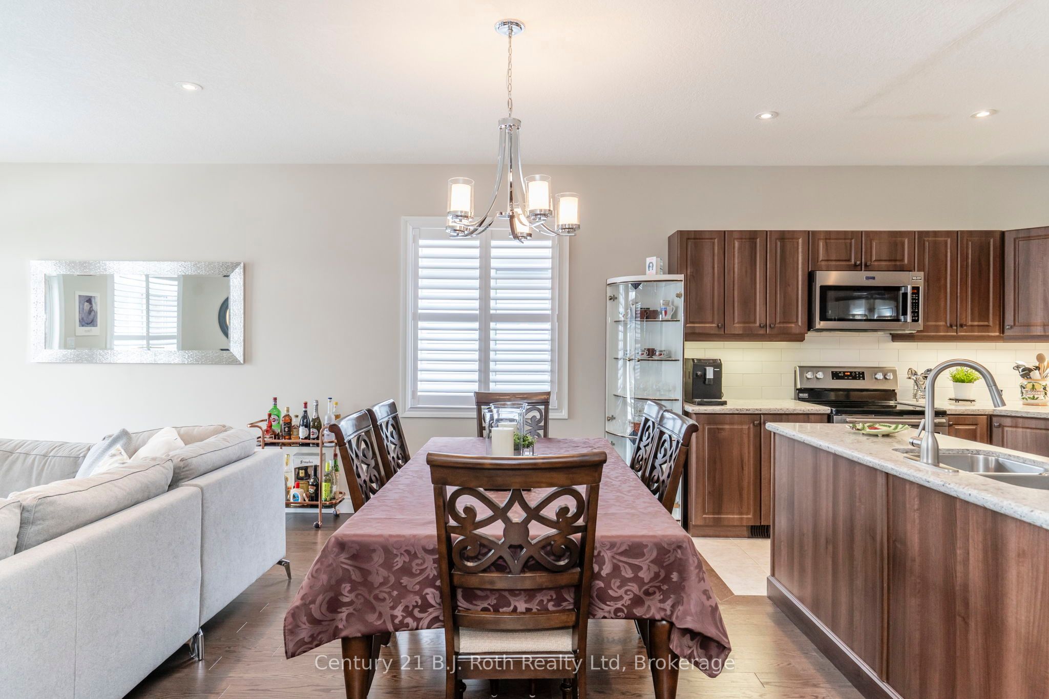 4 Charlie Rawson Boulevard Property Photo 11