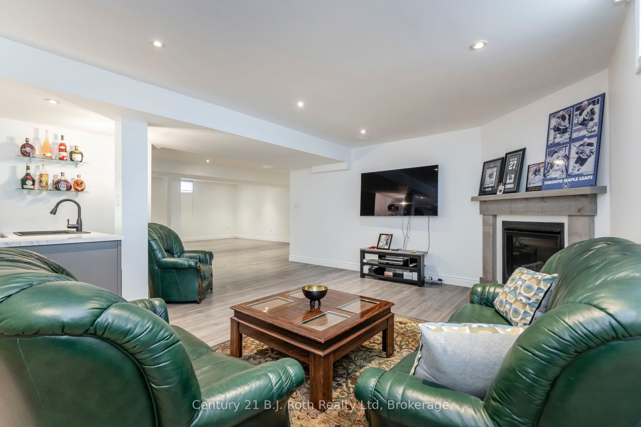 4 Charlie Rawson Boulevard Property Photo 22