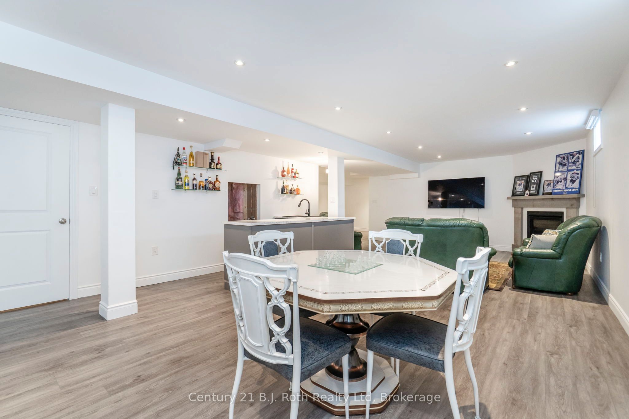 4 Charlie Rawson Boulevard Property Photo 24