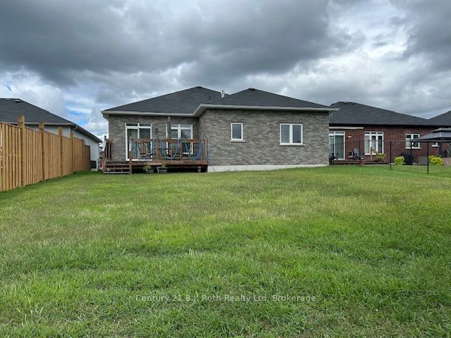 4 Charlie Rawson Boulevard Property Photo 40