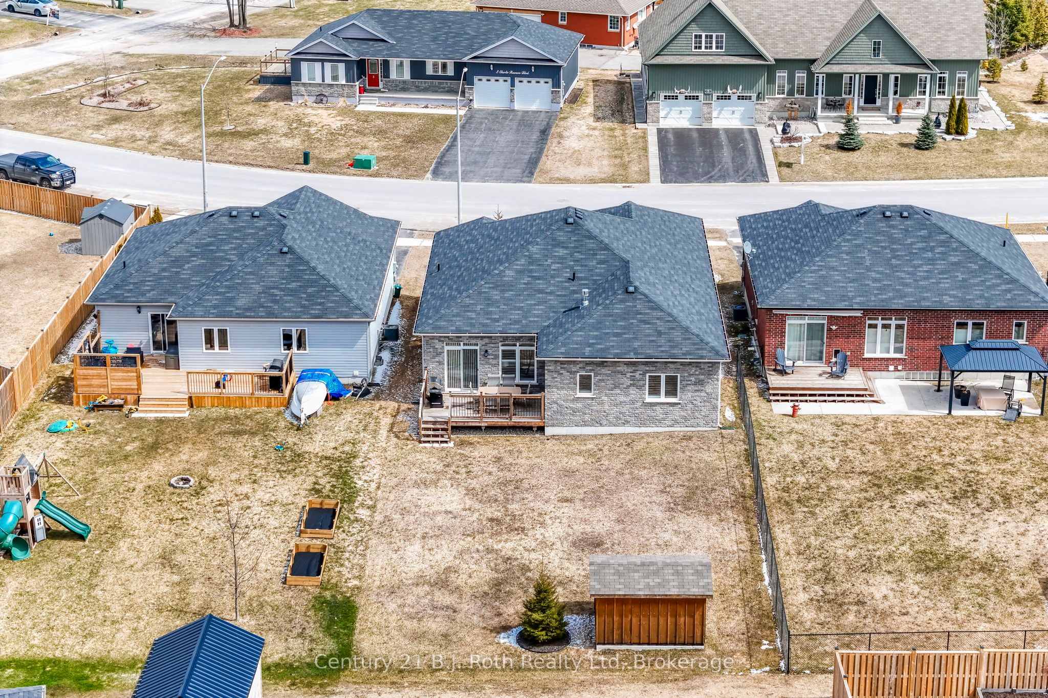 4 Charlie Rawson Boulevard Property Photo 42