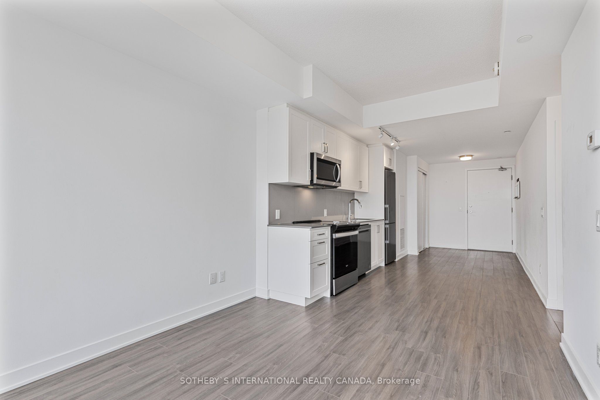 681 Yonge Street 403 Property Photo 6