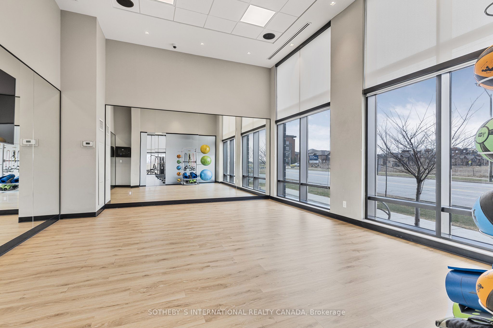 681 Yonge Street 403 Property Photo 12