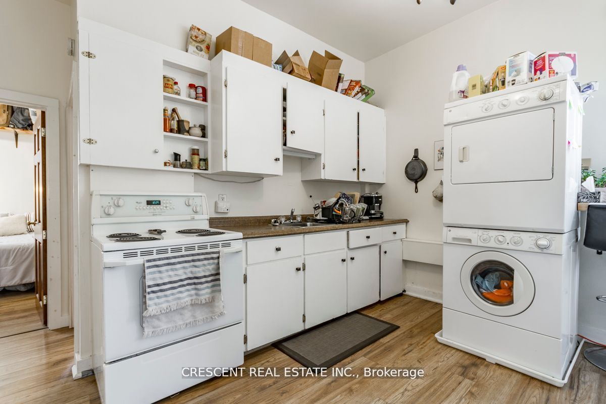 265 Barrie Road Property Photo 4