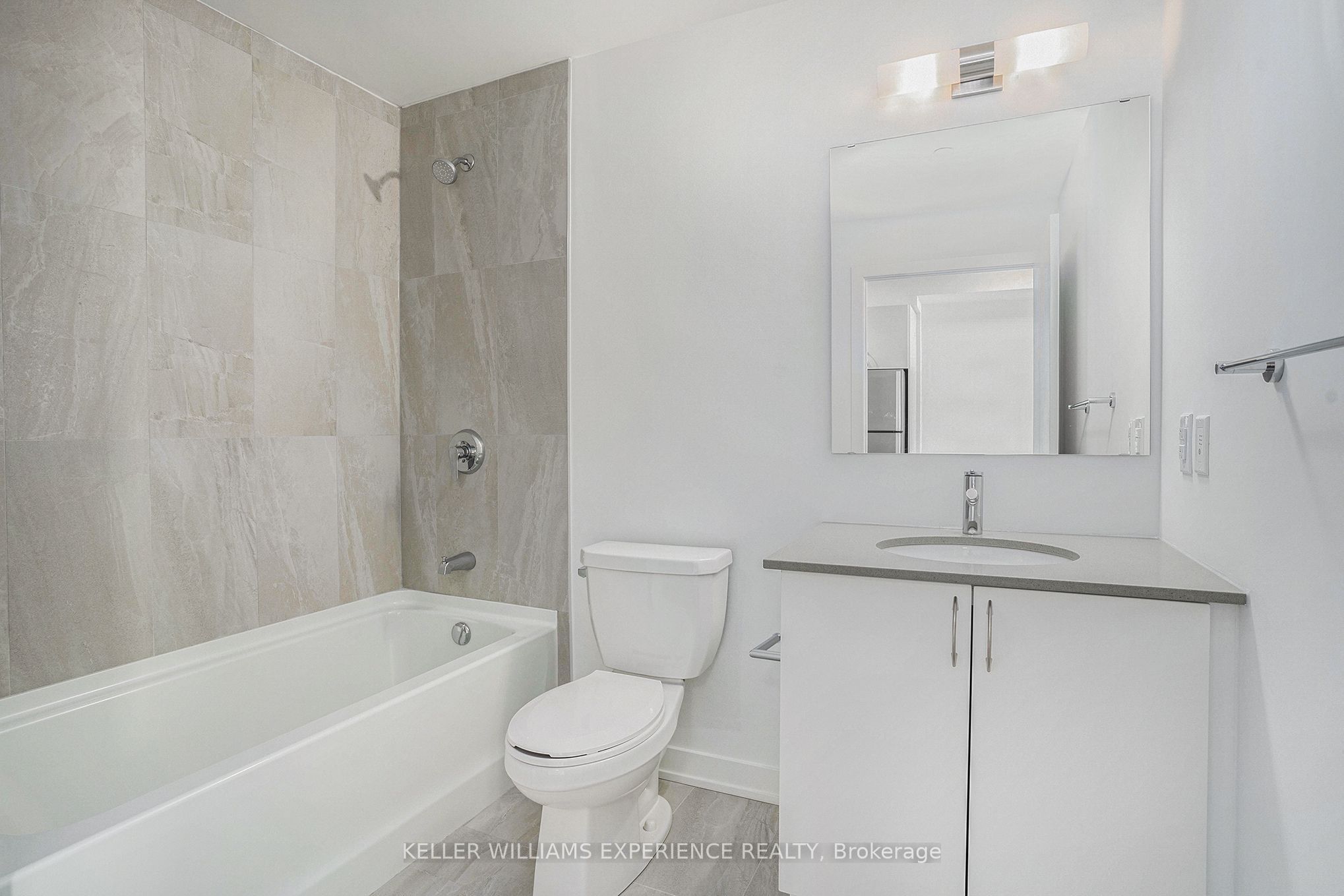 56 Lakeside Terrace 302 Property Photo 8