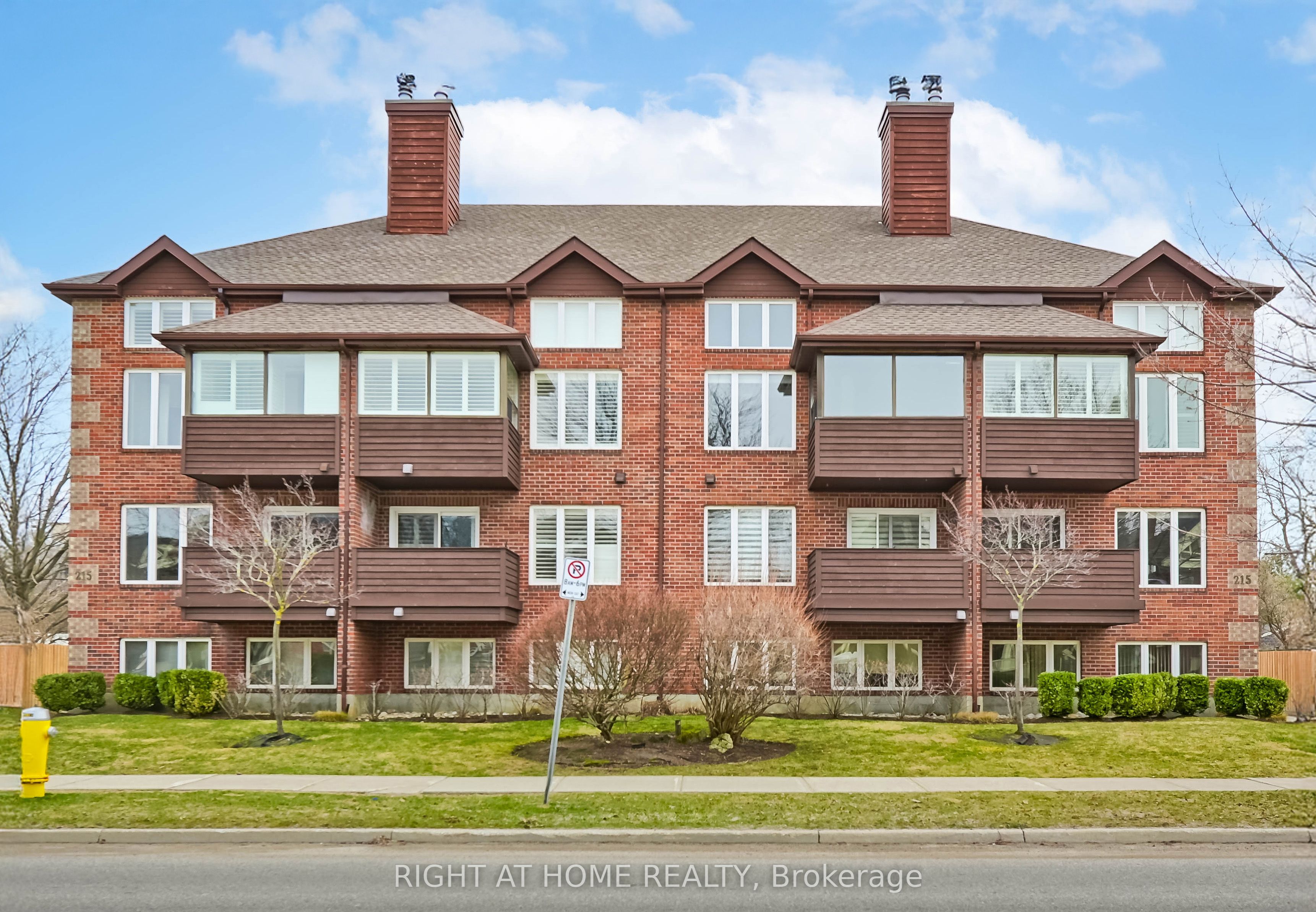 215 Pine Street 4 Property Photo 1