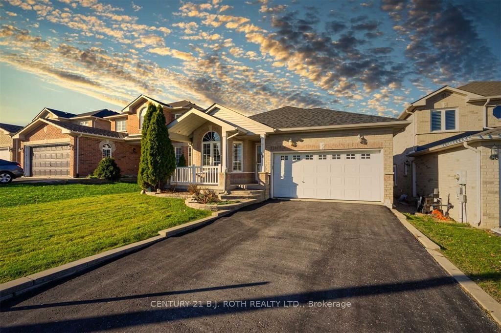 18 Couples Court Property Photo 1
