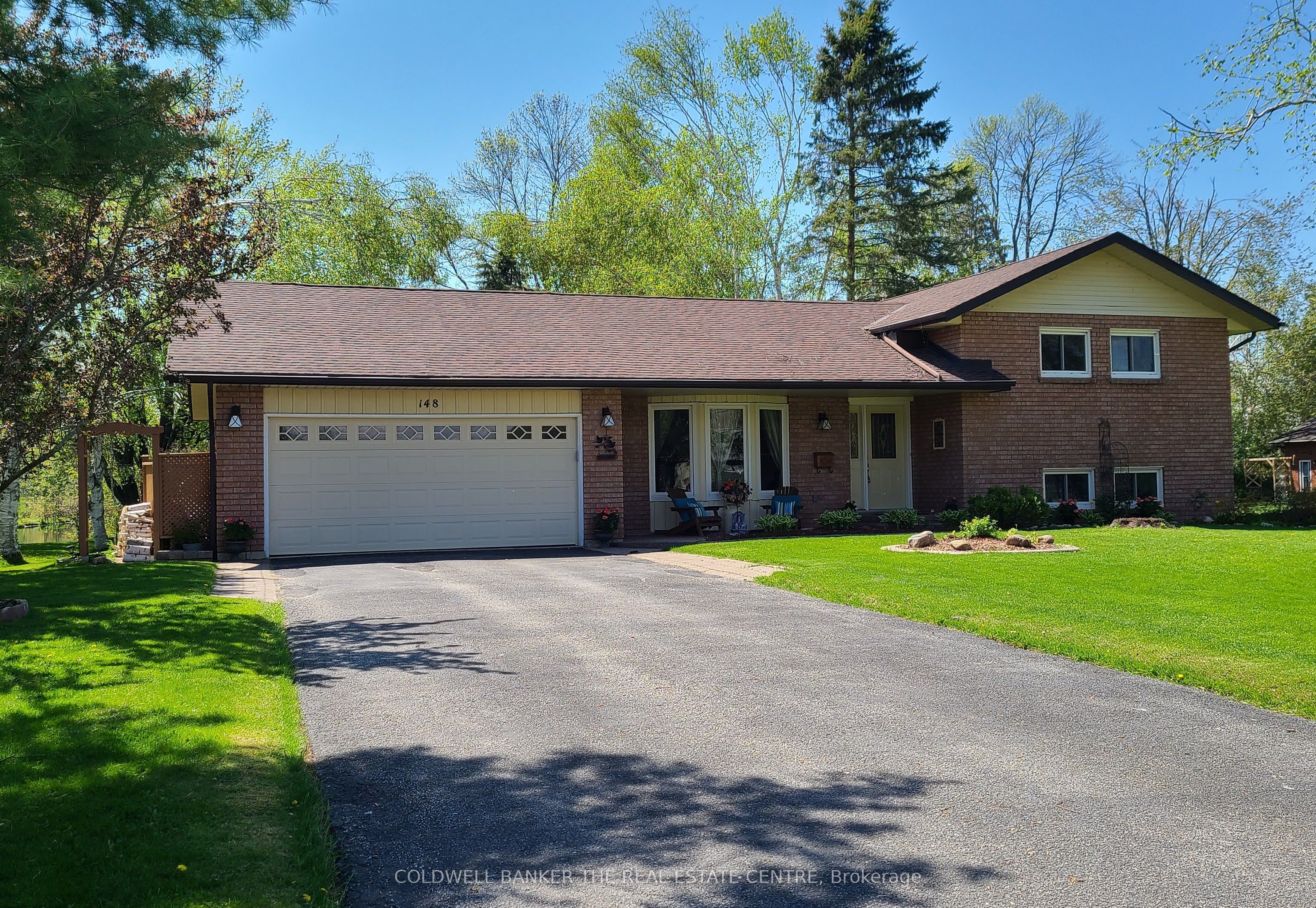 148 Bayshore Drive Property Photo 1