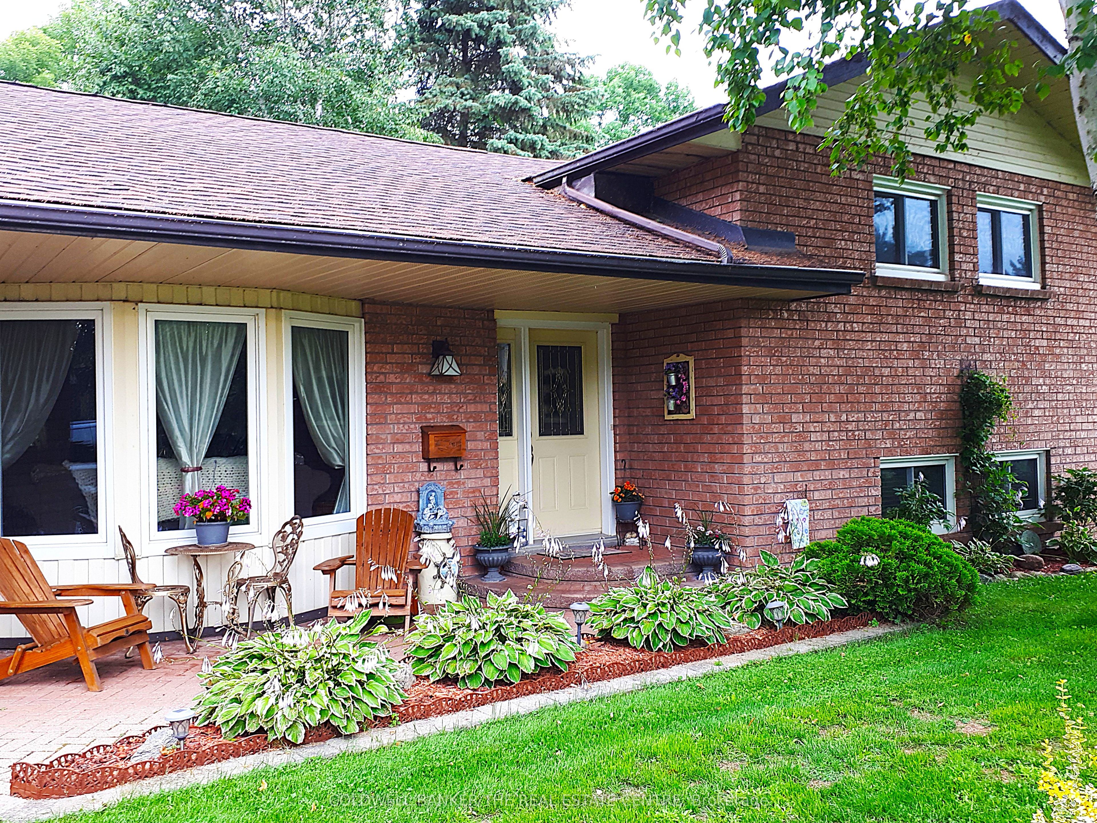 148 Bayshore Drive Property Photo 3