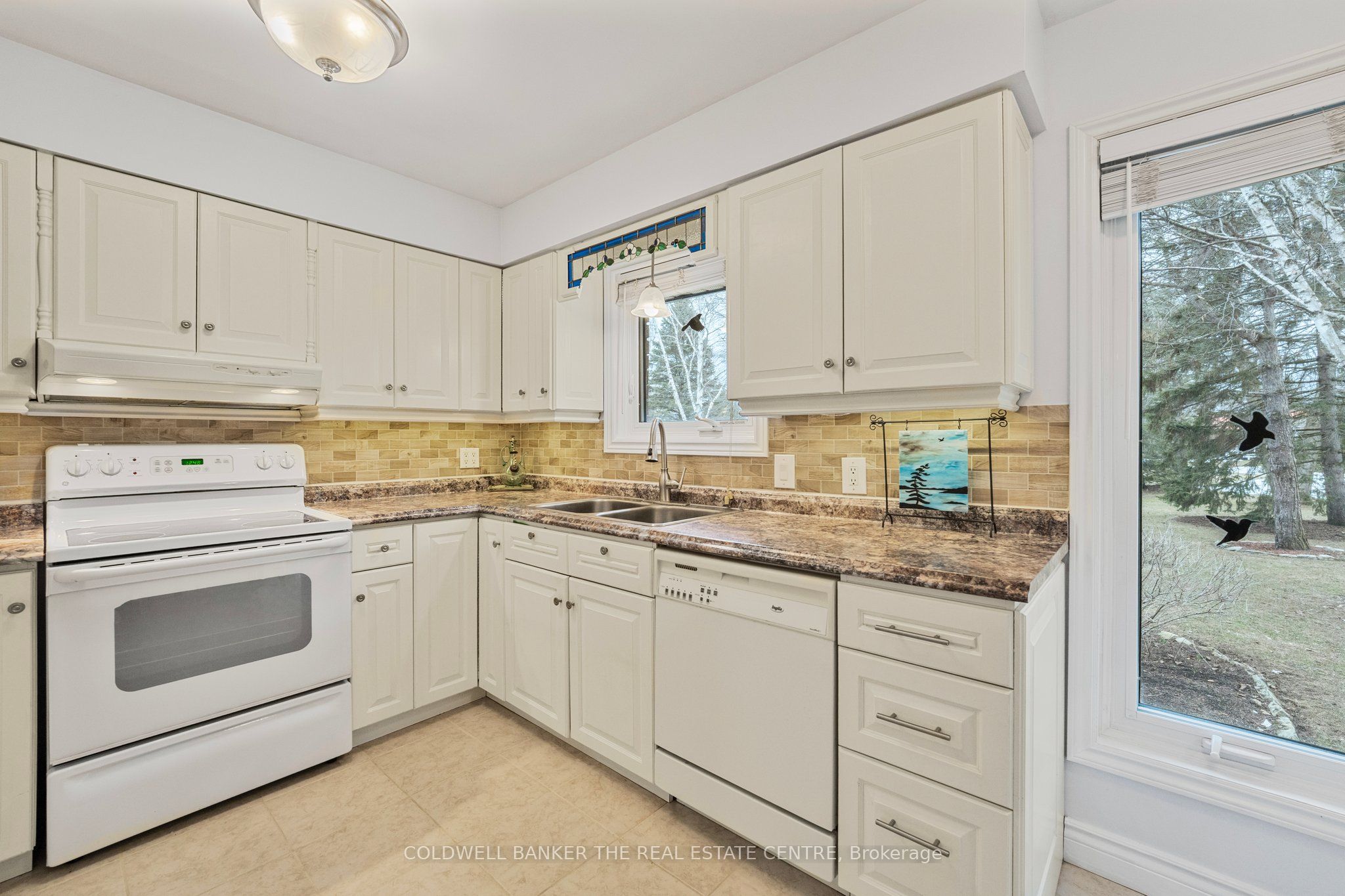 148 Bayshore Drive Property Photo 12