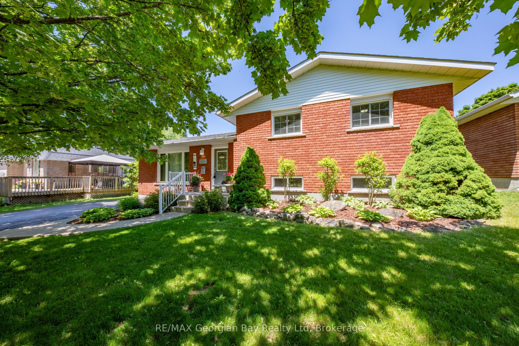 32 Bonaventure Place Property Photo 1
