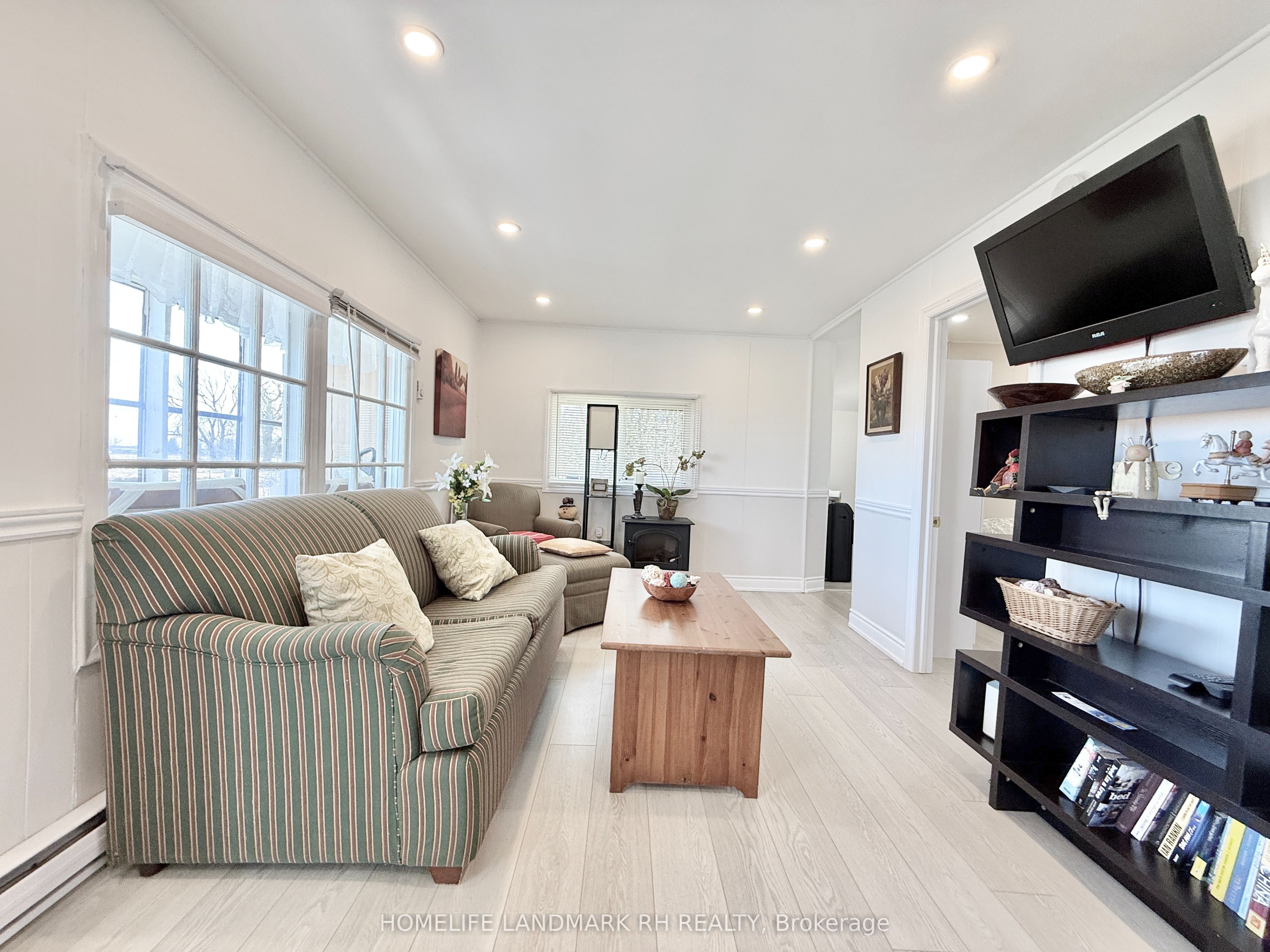 1654 Viking Marina Road Property Photo 8