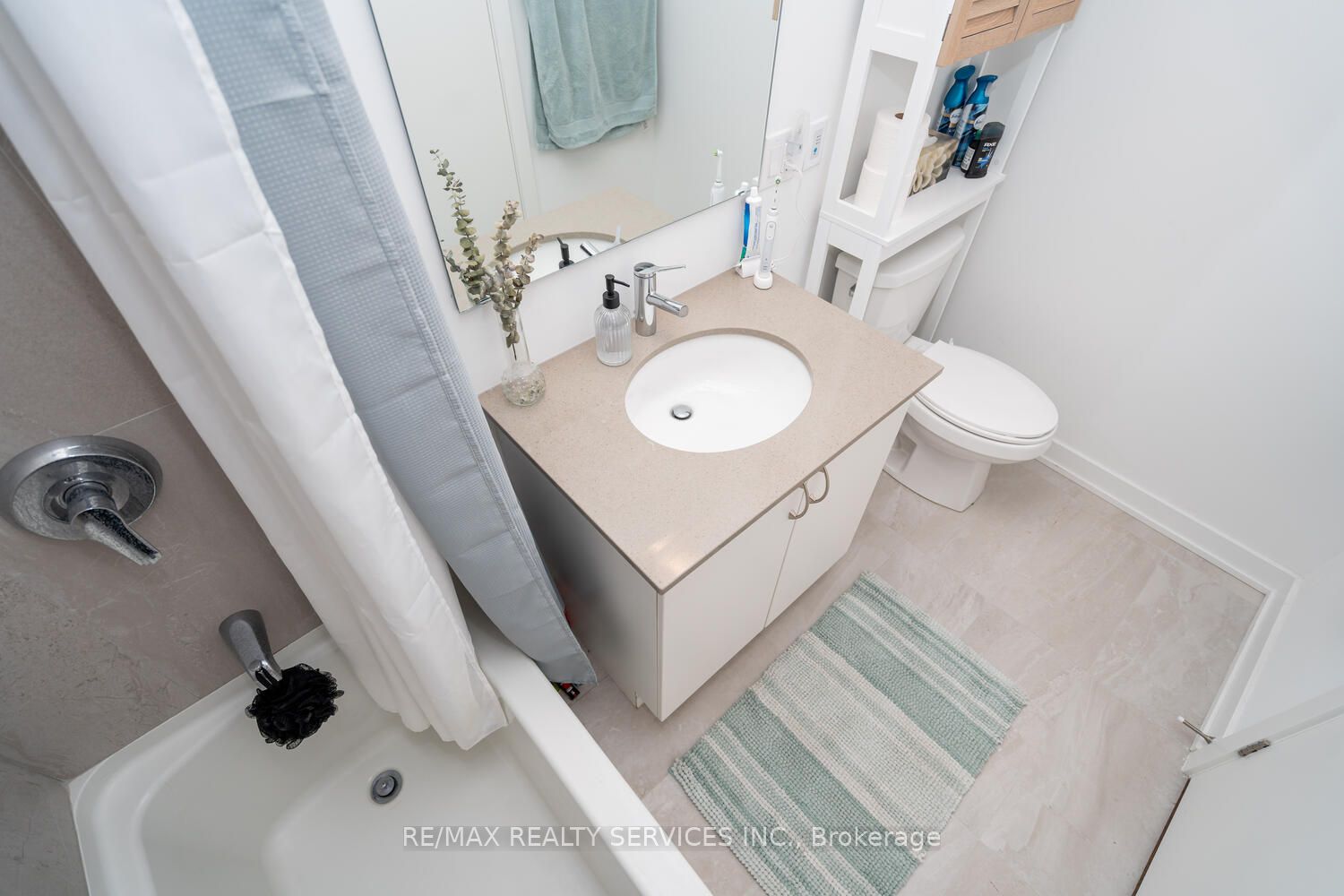 #108 - 56 Lakeside Terrace Property Photo 42
