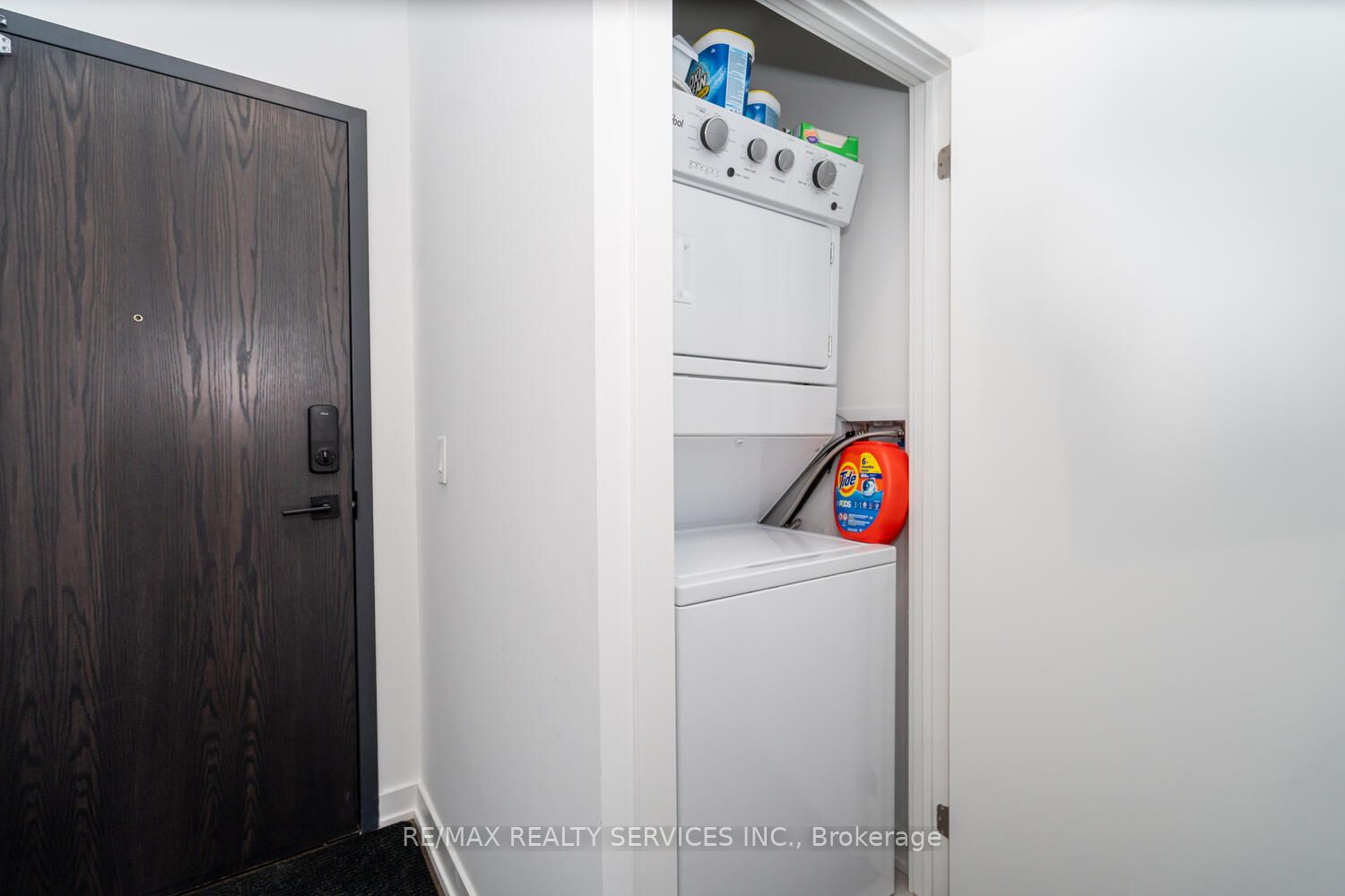 #108 - 56 Lakeside Terrace Property Photo 43