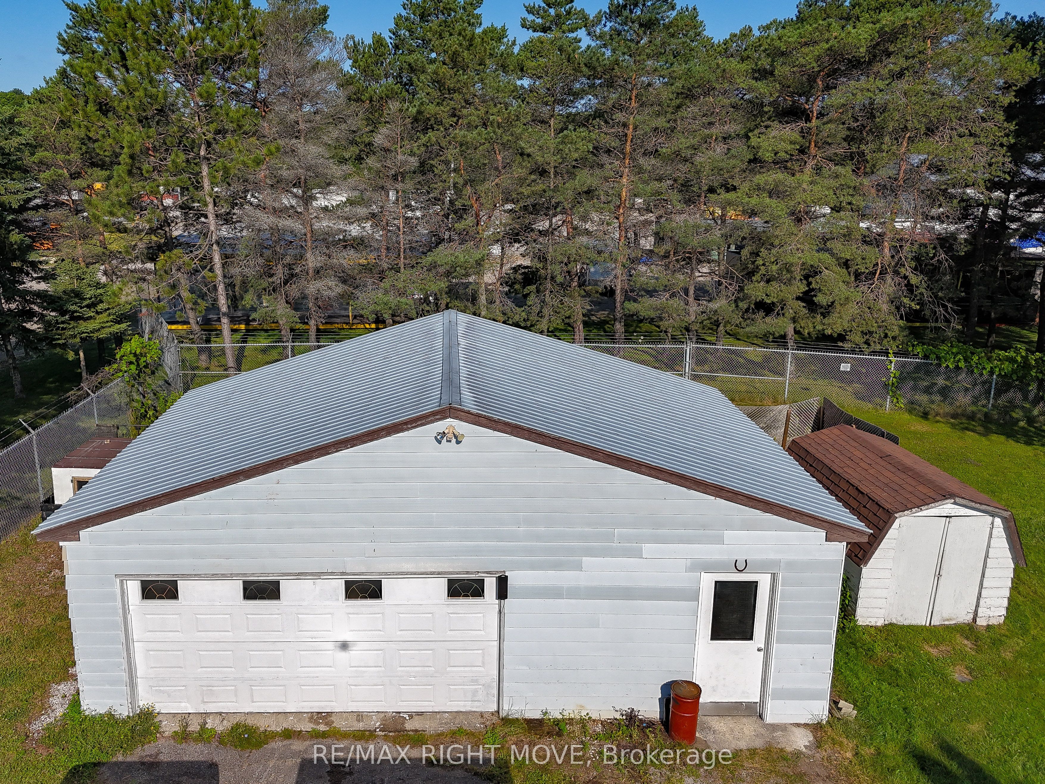 4142 Stewarts Lane Property Photo 17
