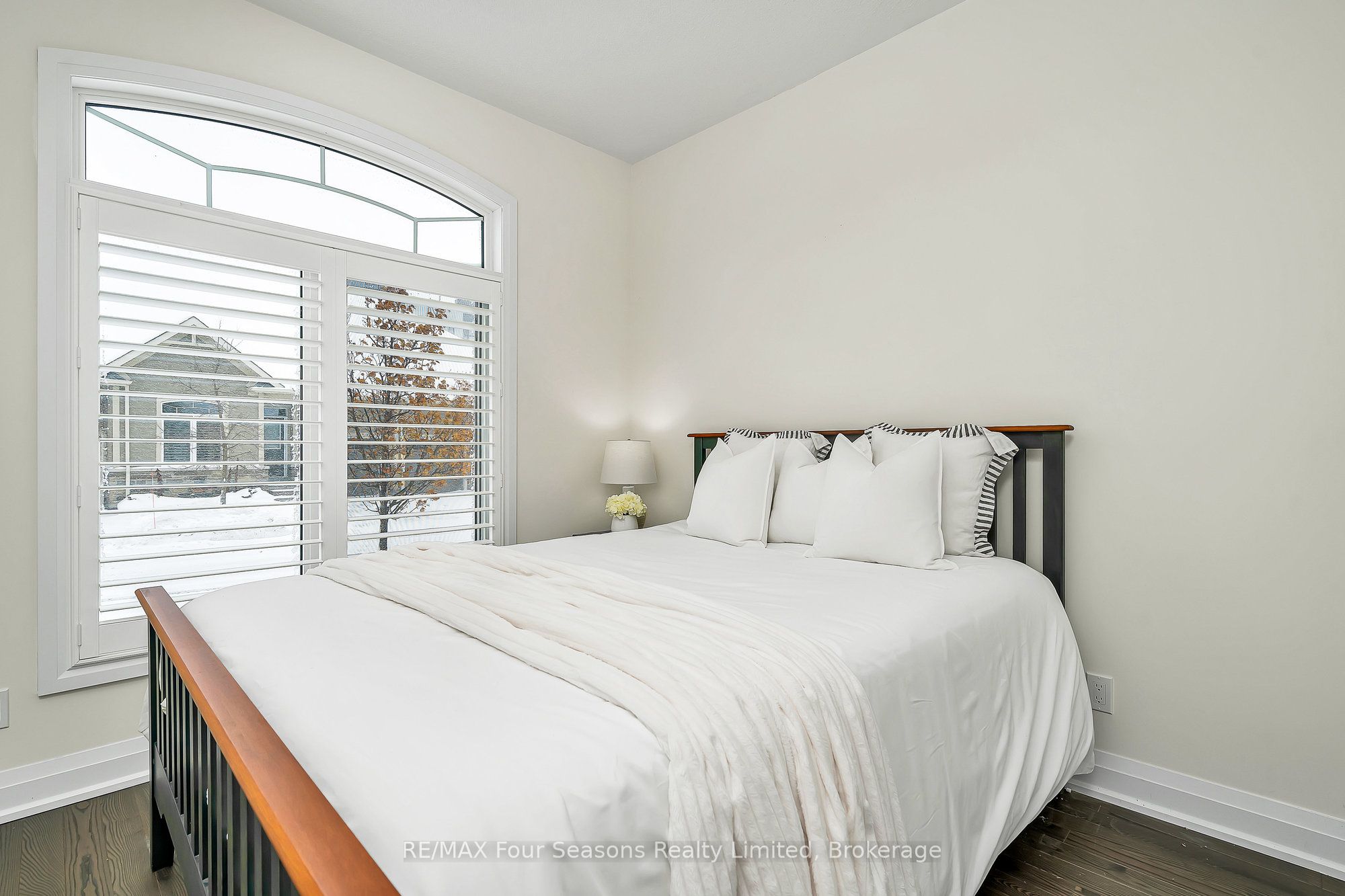 #24 - 16 Kari Crescent Property Photo 18