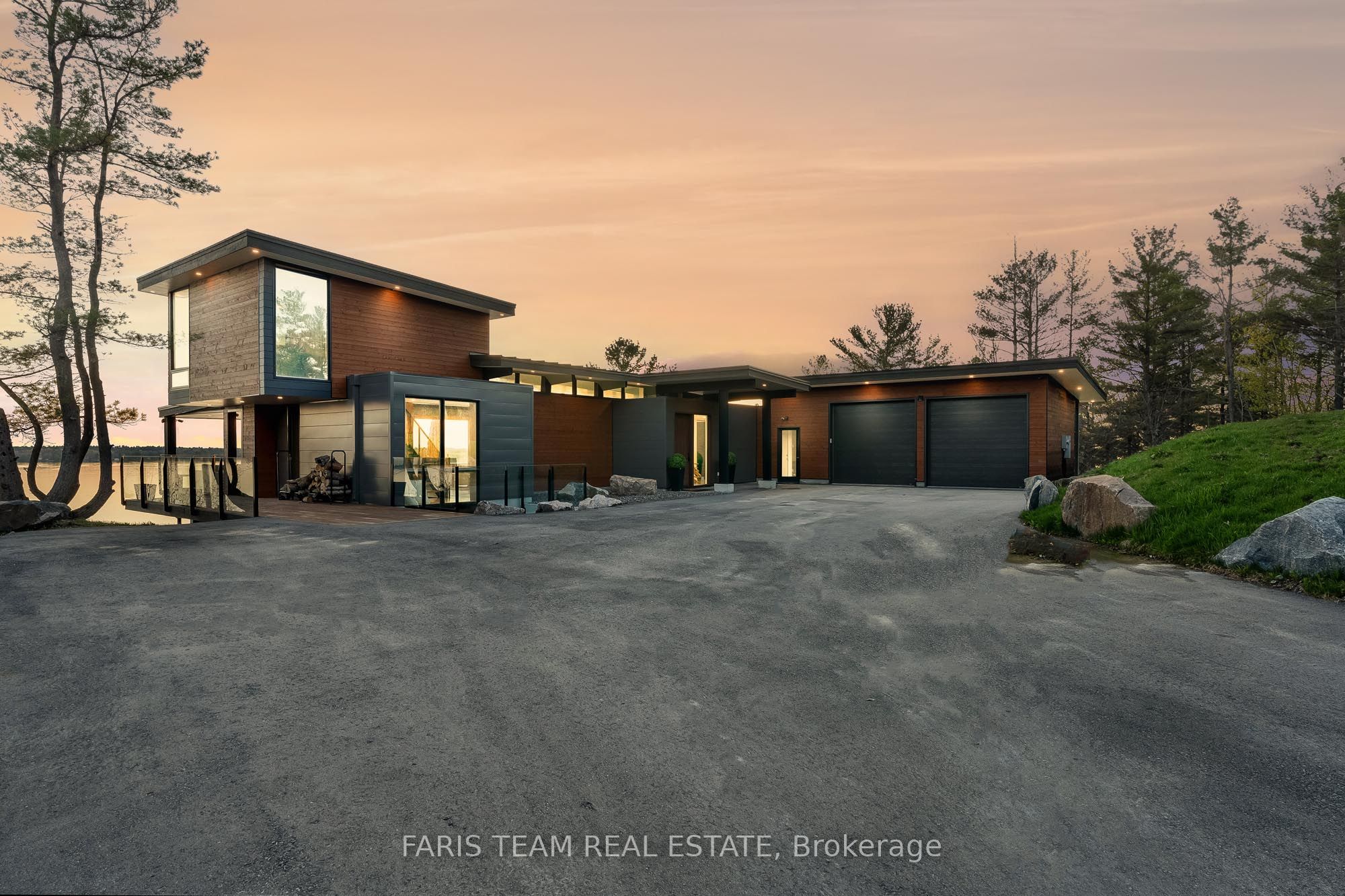 3886 East Shore Road Property Photo 2