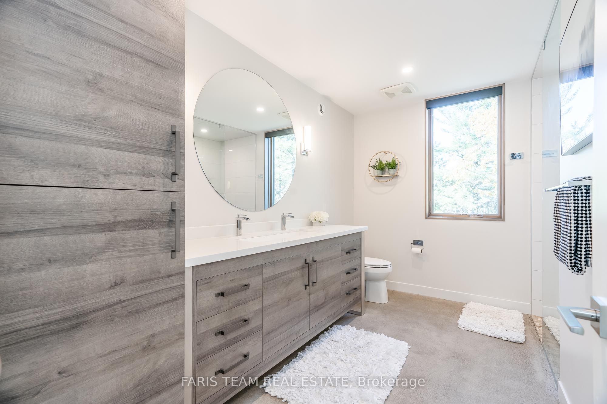 3886 East Shore Road Property Photo 12