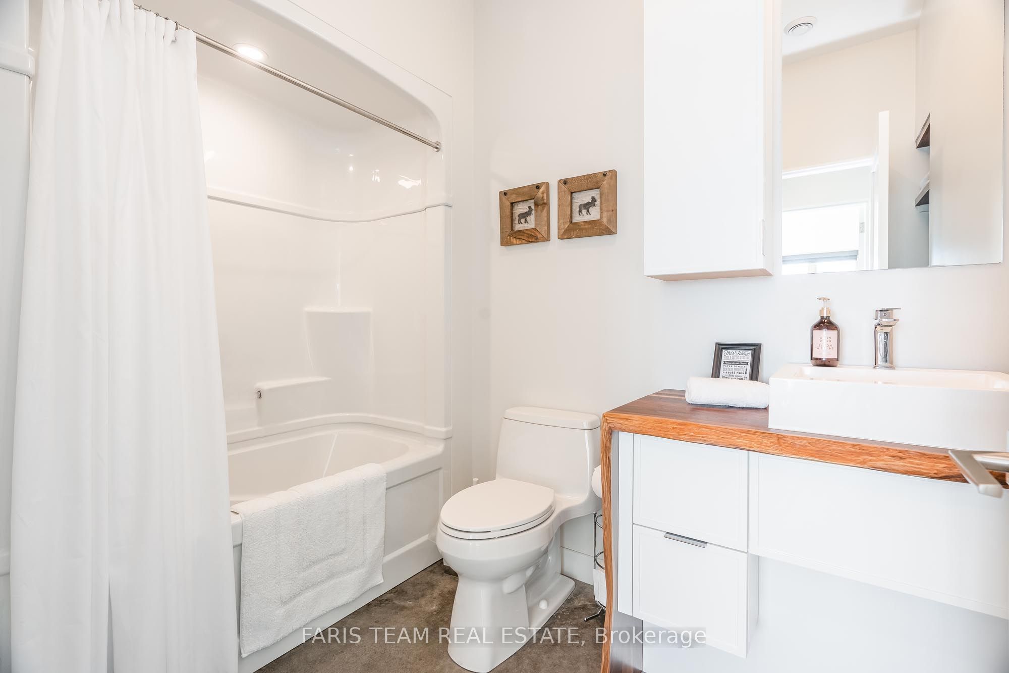 3886 East Shore Road Property Photo 22