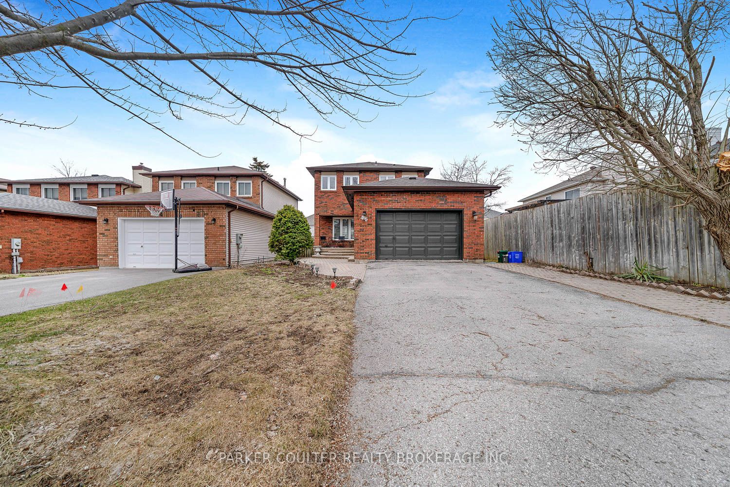 46 Orwell Cres Property Photo 1