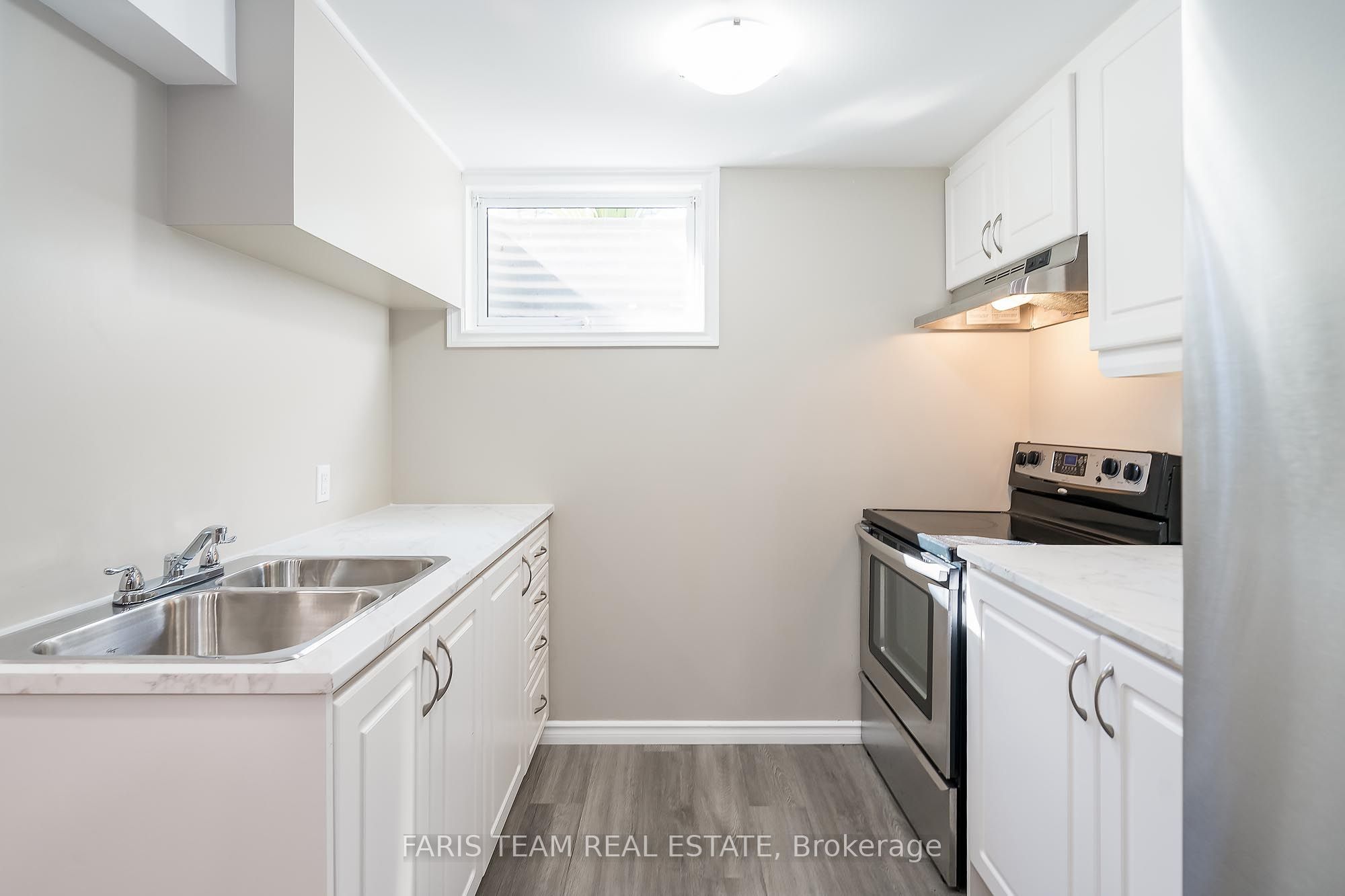 76 Marshall St Property Photo 14