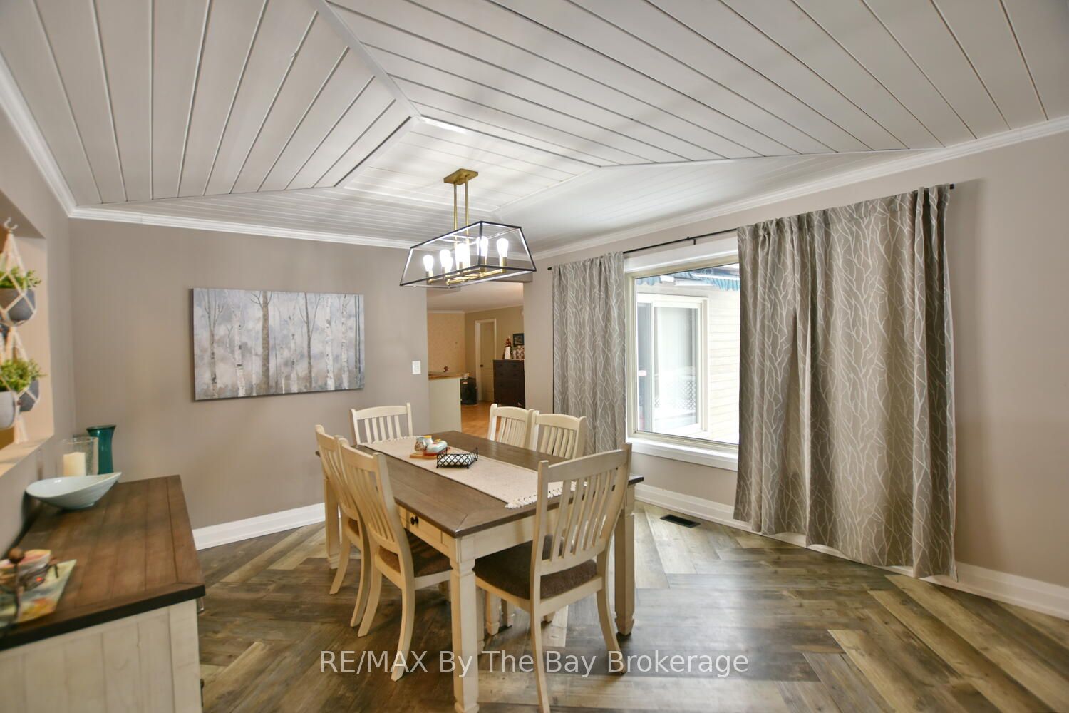 193 14 Concession E Property Photo 6