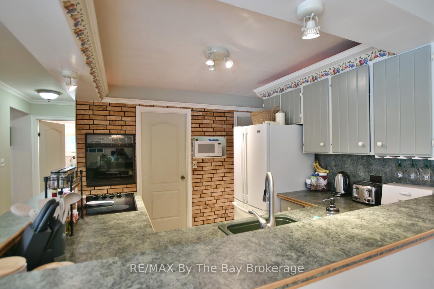 193 14 Concession E Property Photo 14