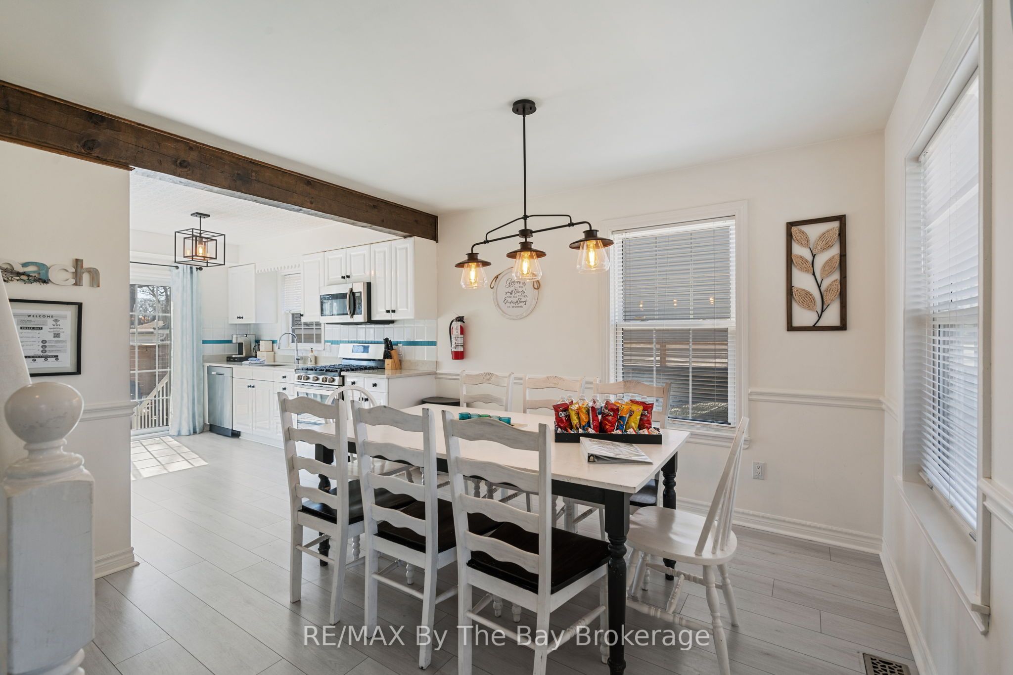 15 Baker Street Property Photo 10