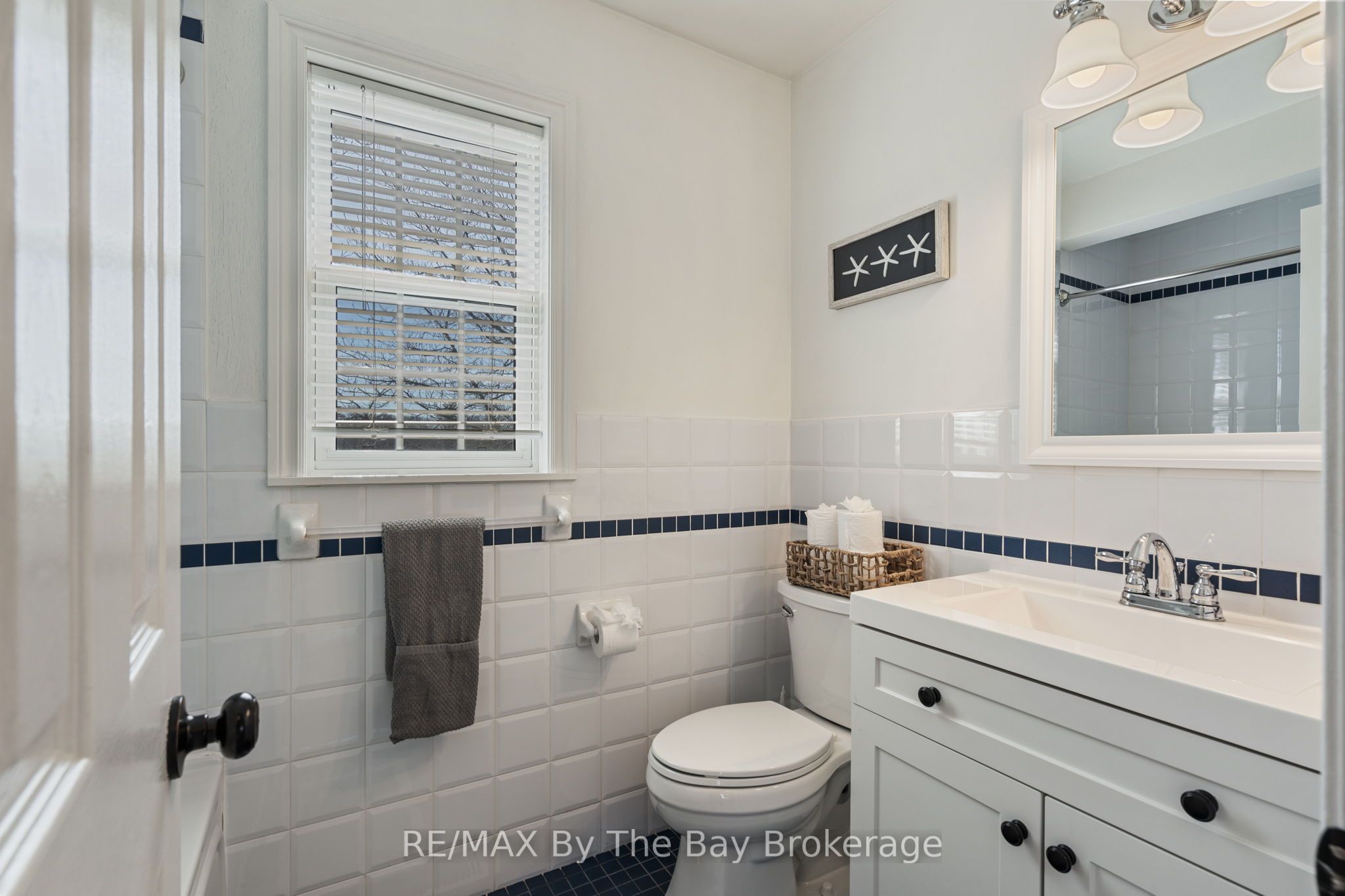 15 Baker Street Property Photo 24