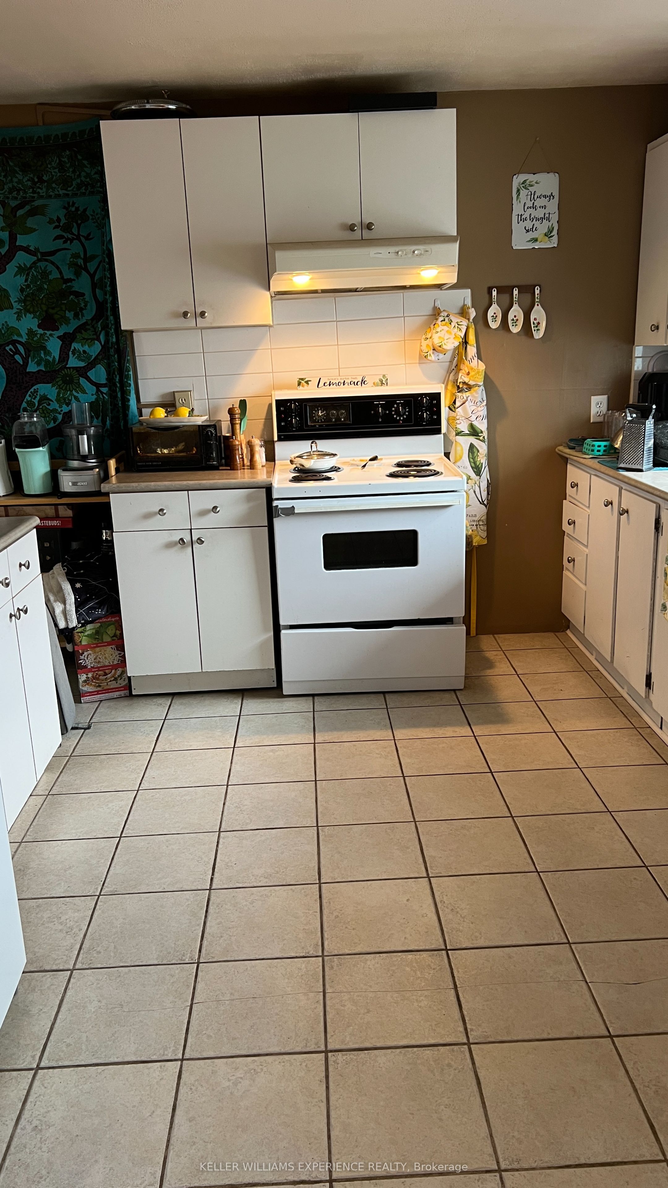 68 Campbell Avenue Property Photo 21