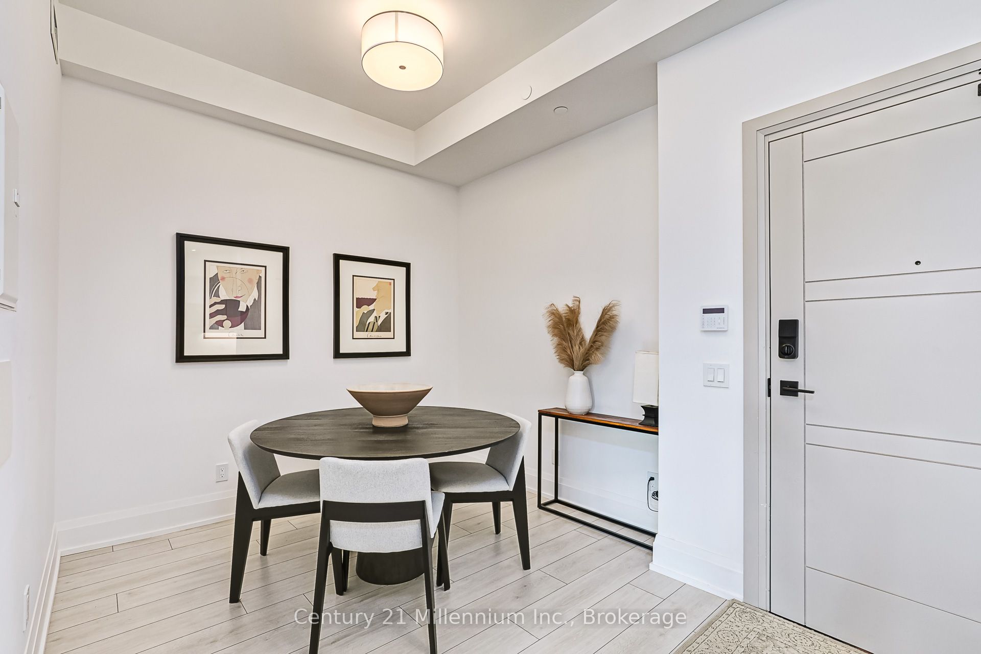 1 Hume Street 209 Property Photo 7