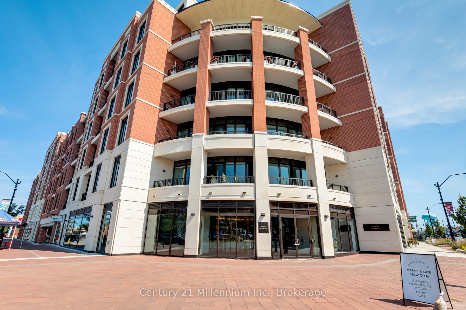 #209 - 1 Hume Street Property Photo 1