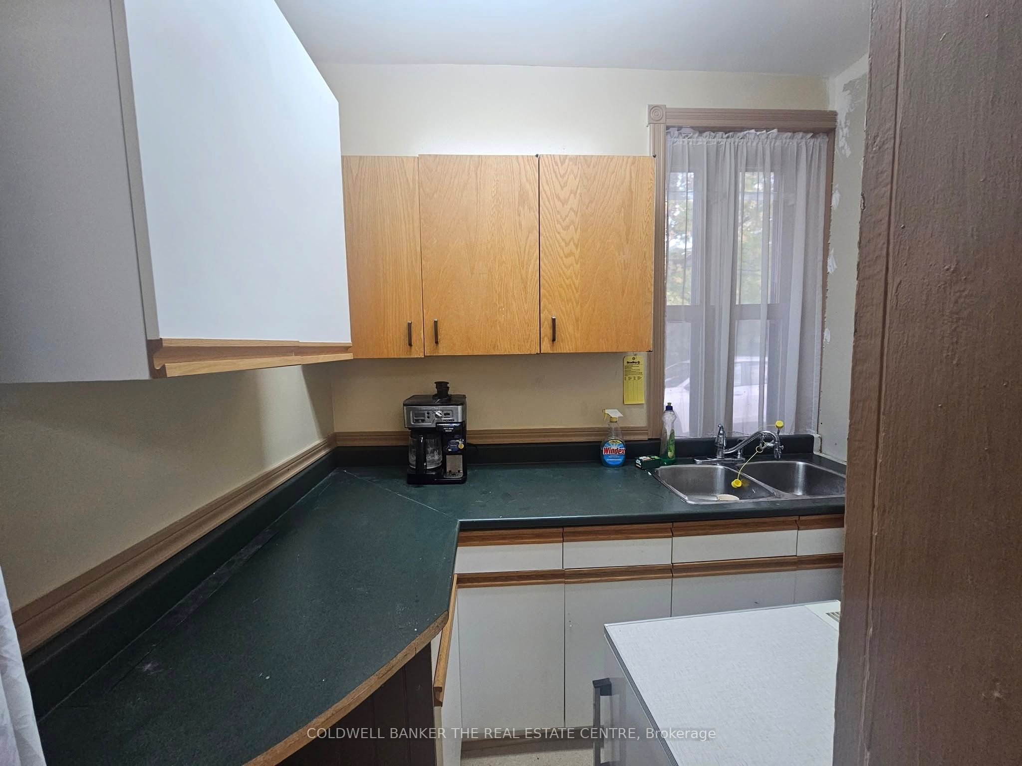 4570 Penetanguishene Road Property Photo 13