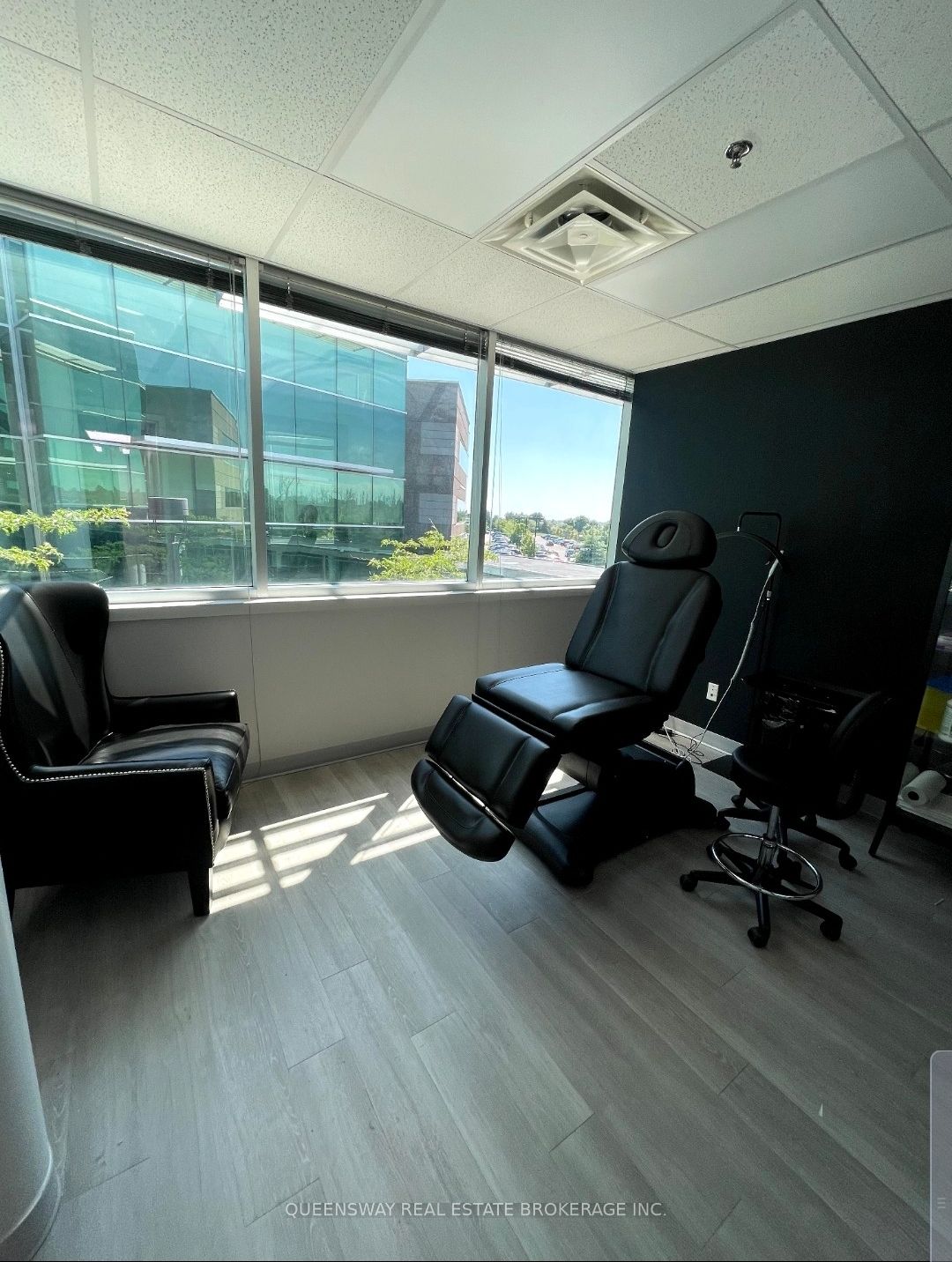 1 Quarry Ridge Road Property Photo 2