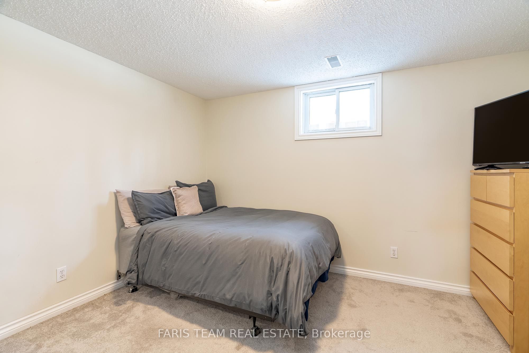 64 Goldfinch Crescent Property Photo 25