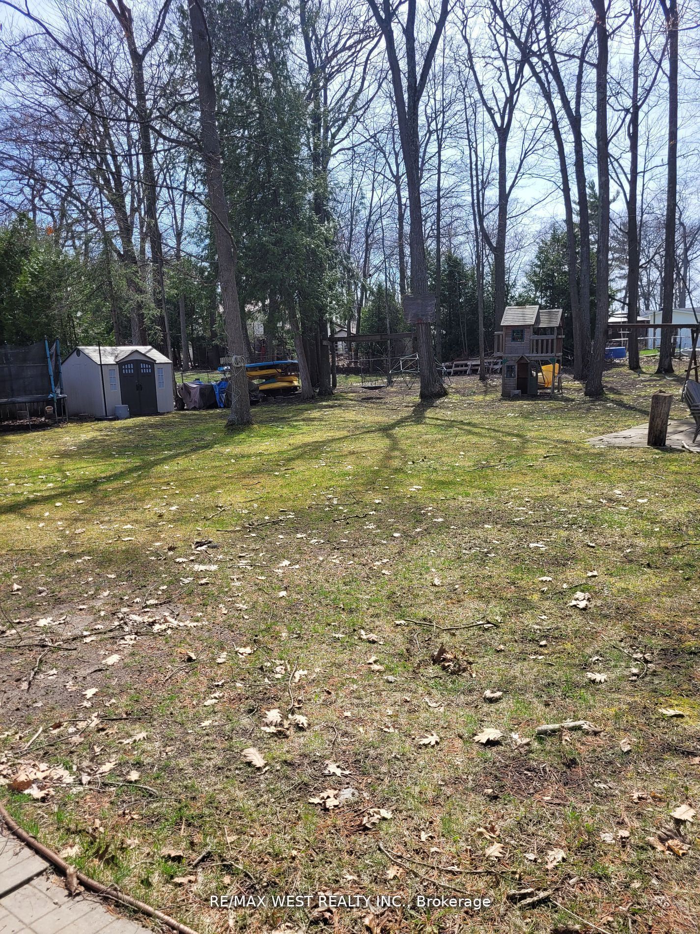 16 Fredrick Avenue Property Photo 14