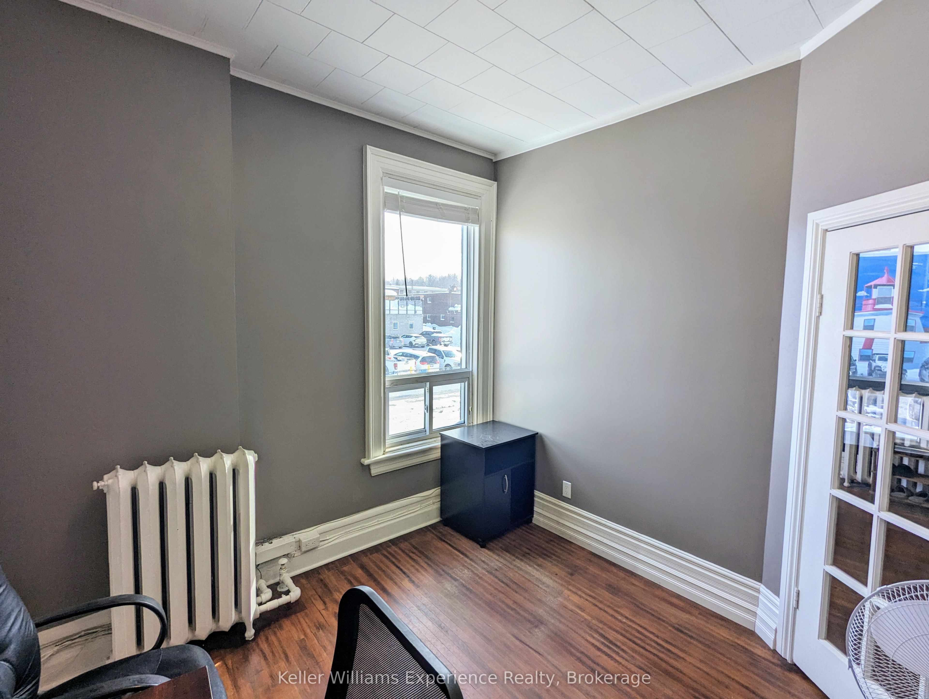 212 King St Property Photo 5