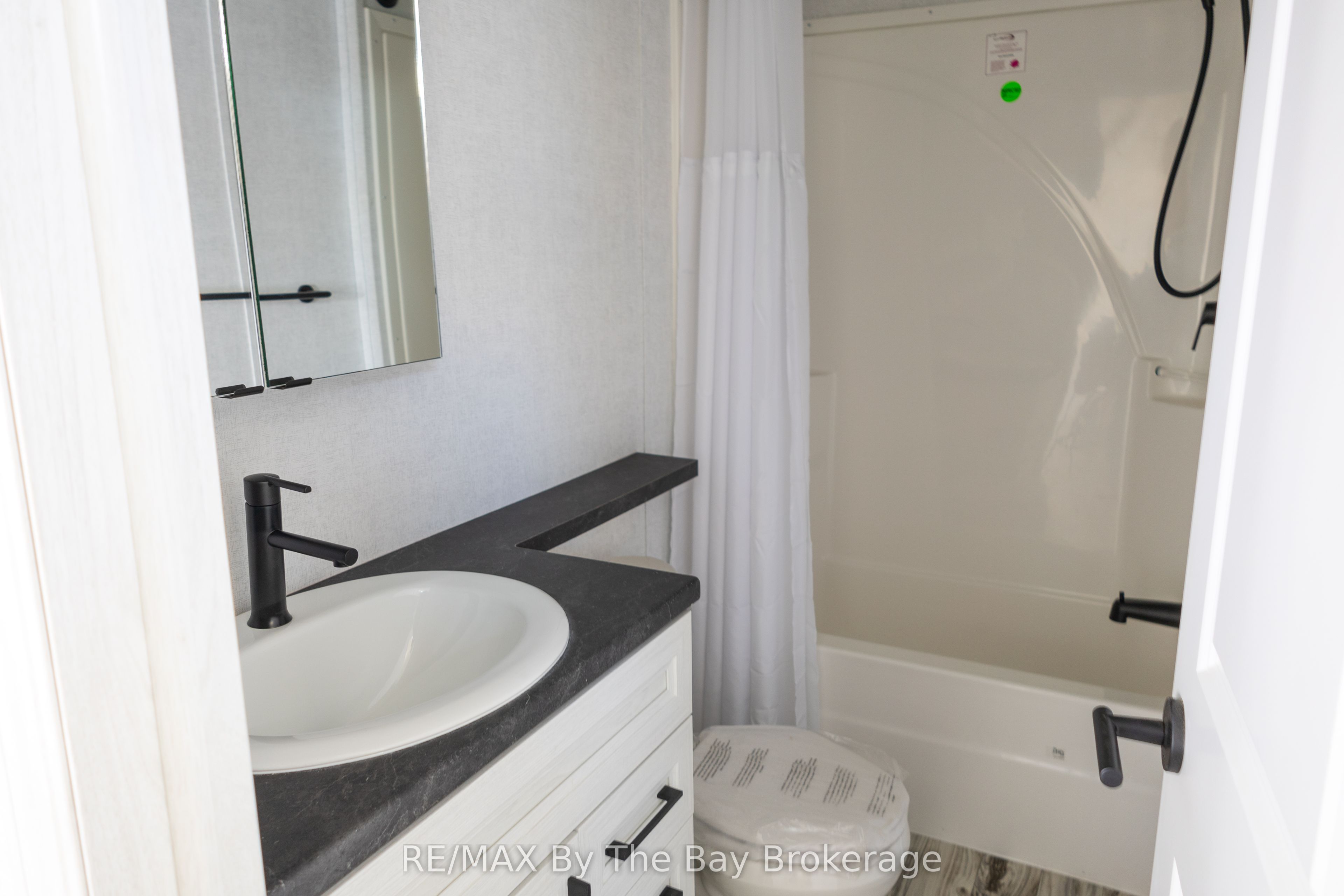 3282 Ogdens Beach Road 49 Property Photo 8