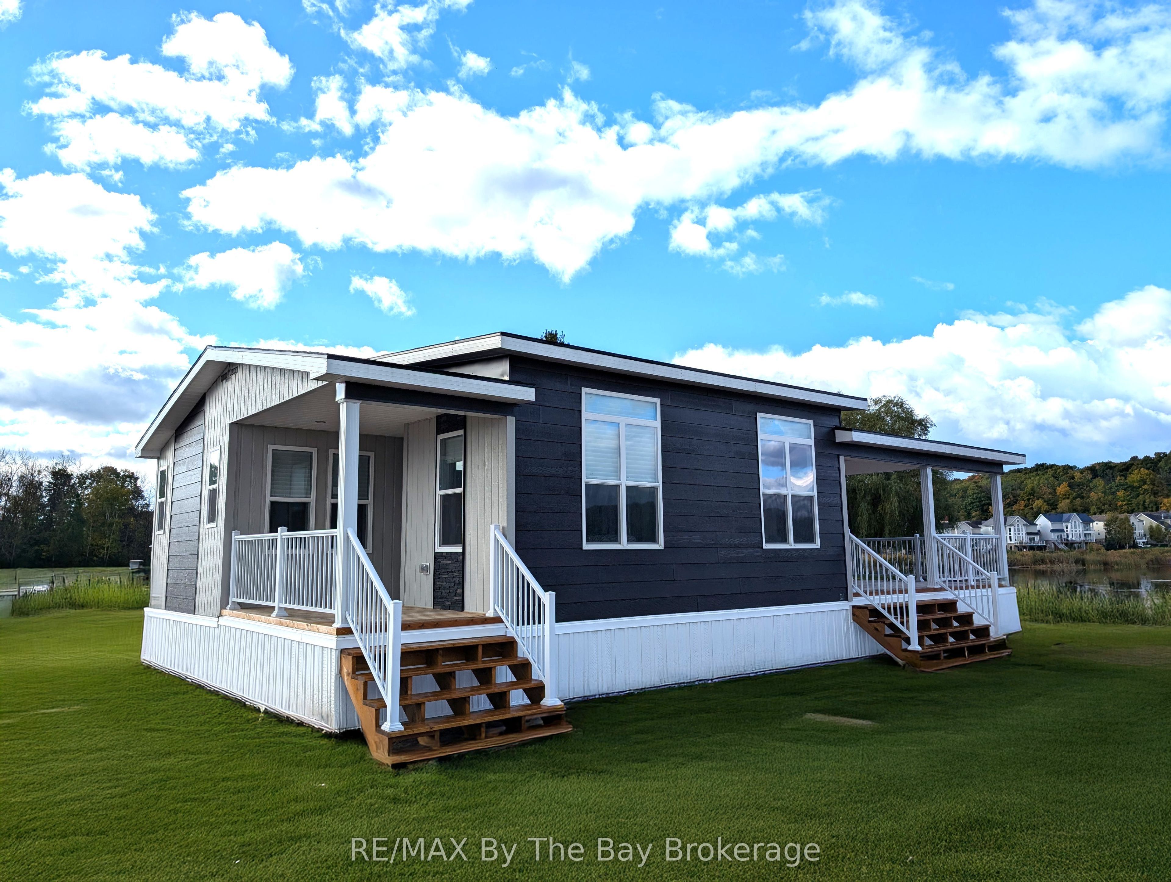 3282 Ogdens Beach Road 44 Property Photo 1