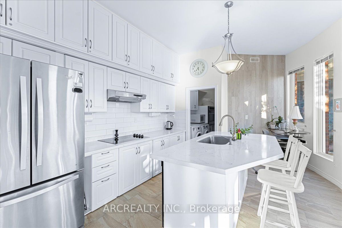 1482 Tiny Beaches Road N Property Photo 13