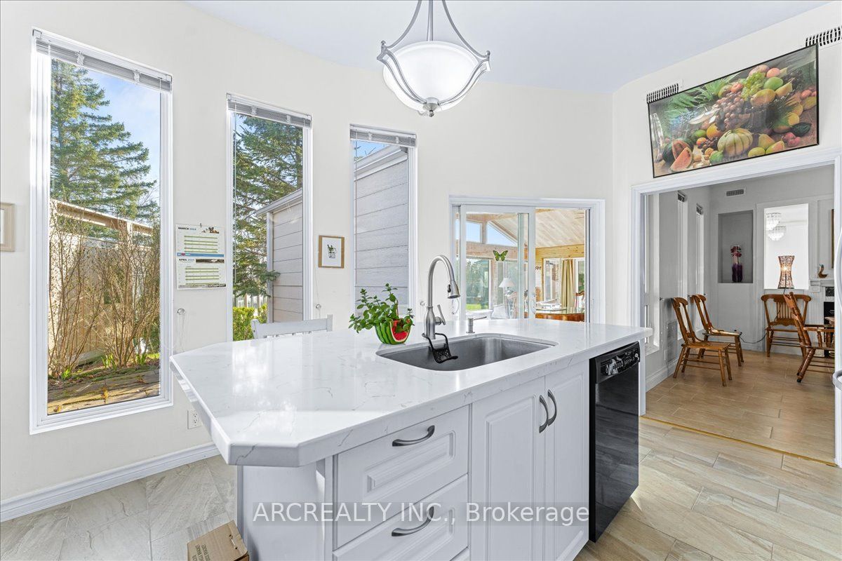 1482 Tiny Beaches Road N Property Photo 15