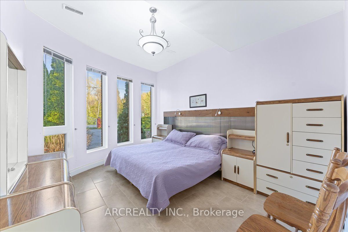 1482 Tiny Beaches Road N Property Photo 23